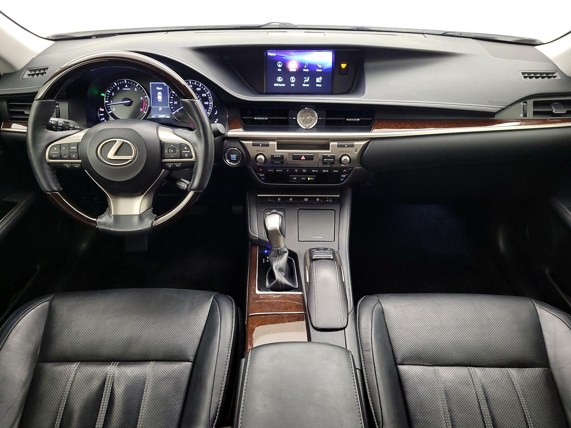 Thumbnail: 2018 Lexus ES - 9