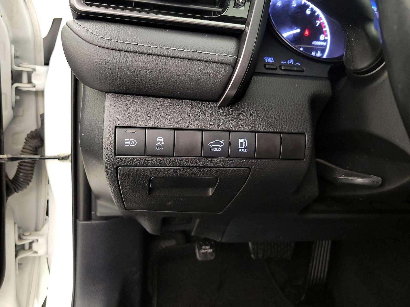 2021 Toyota Camry SE - Photo 14