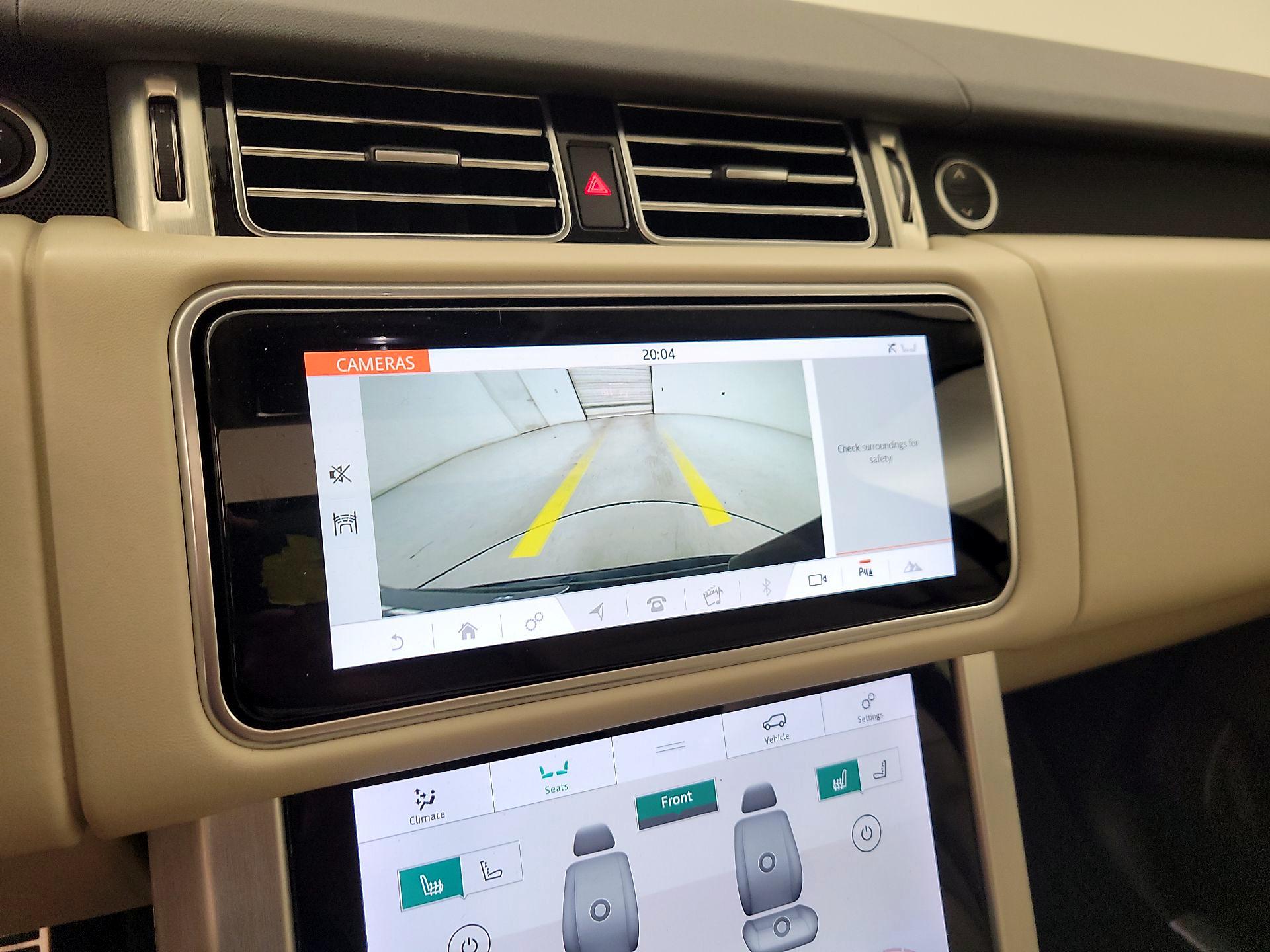 Thumbnail: 2022 Land Rover Range Rover - 15