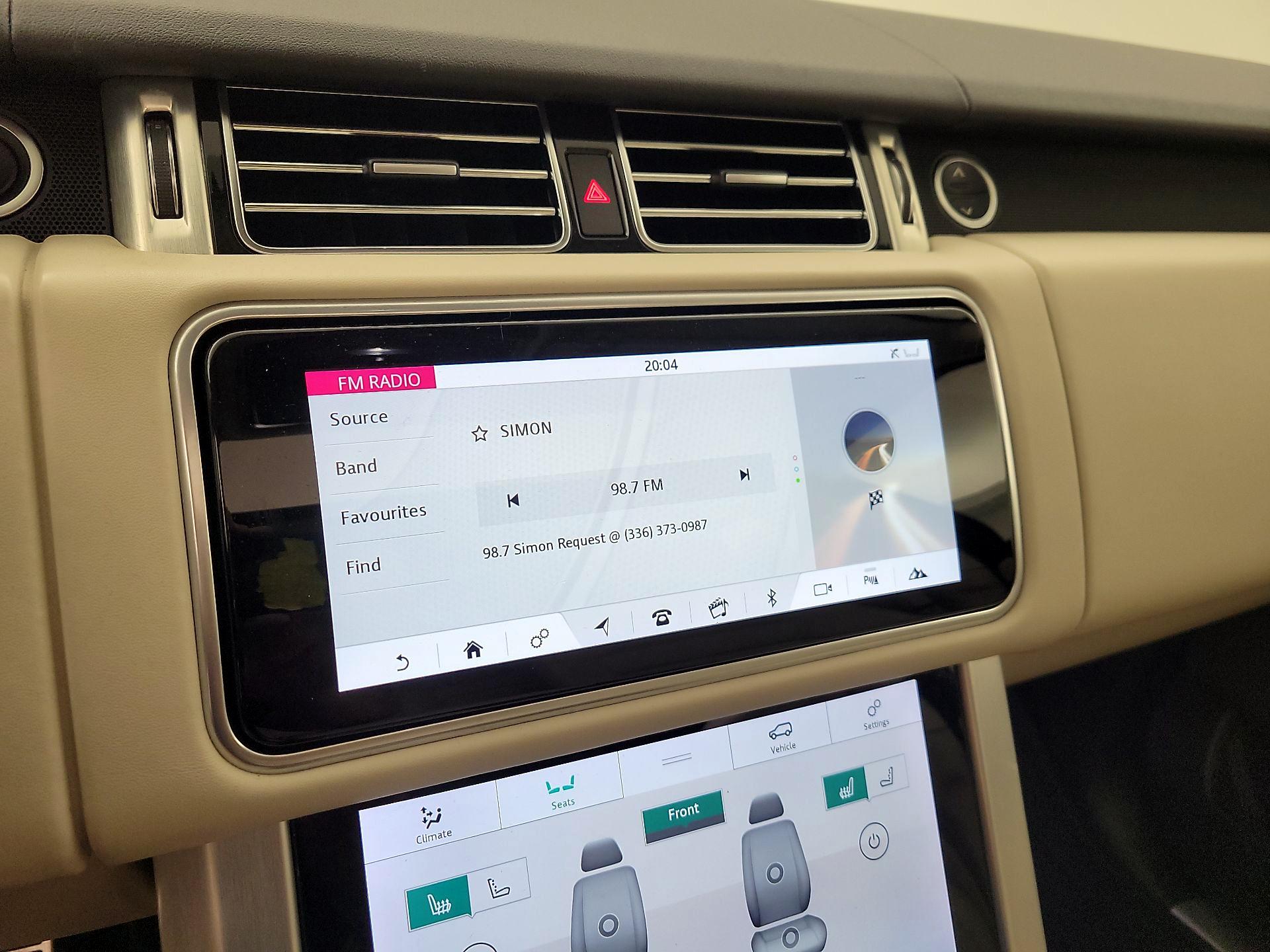 Thumbnail: 2022 Land Rover Range Rover - 16