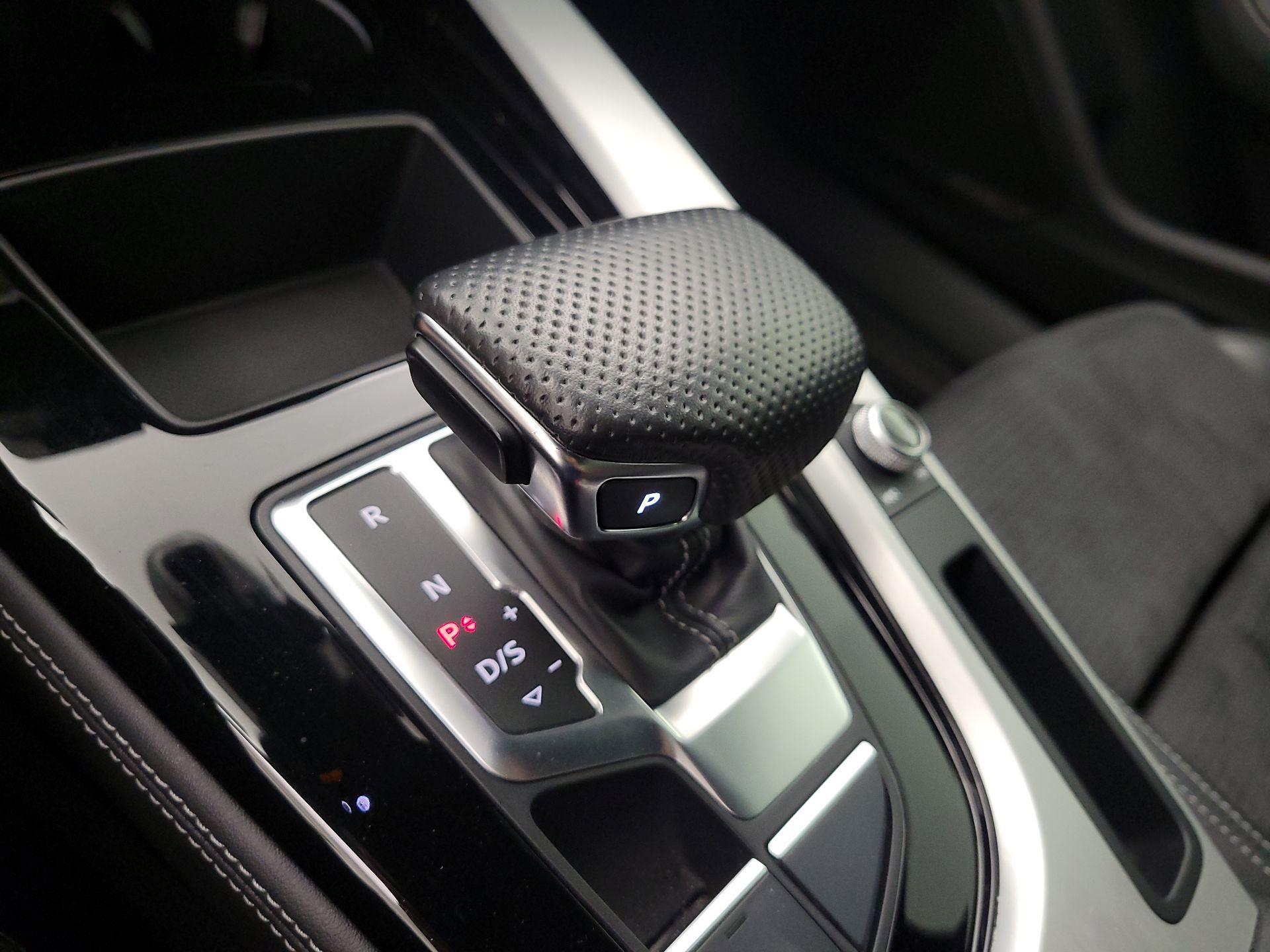 Thumbnail: 2023 Audi A4 - 17