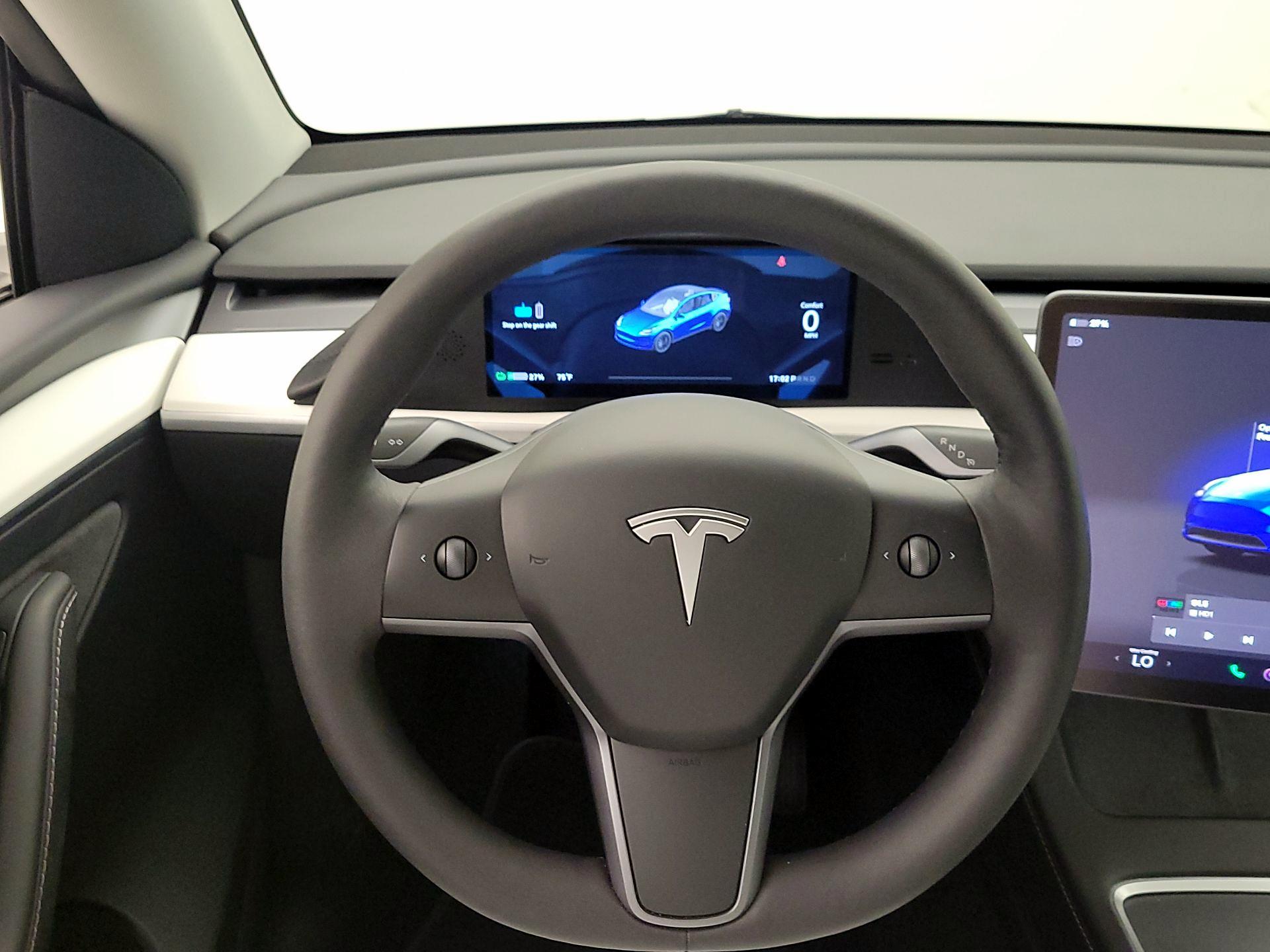 Thumbnail: 2023 Tesla Model Y - 10