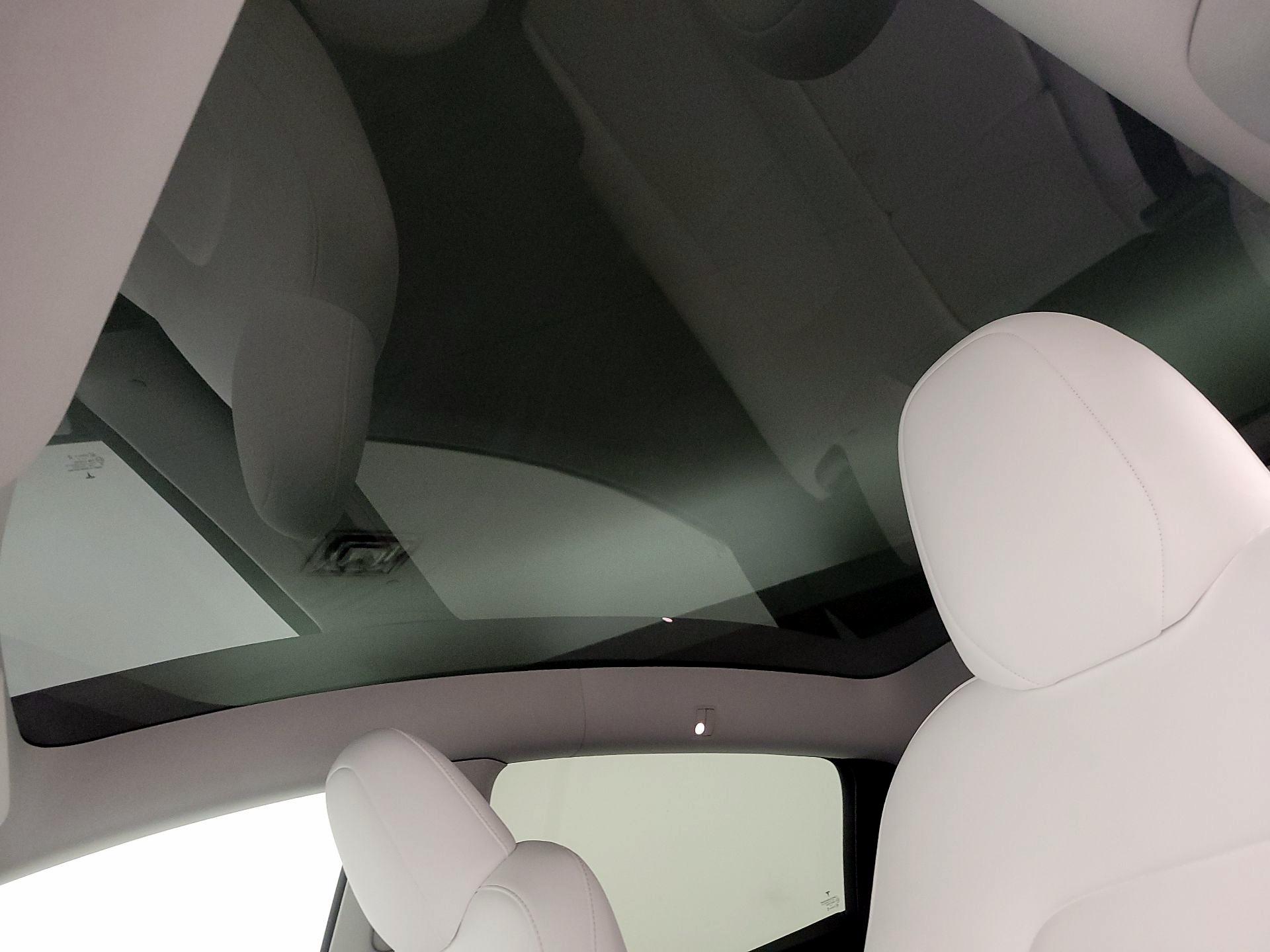 Thumbnail: 2023 Tesla Model Y - 19