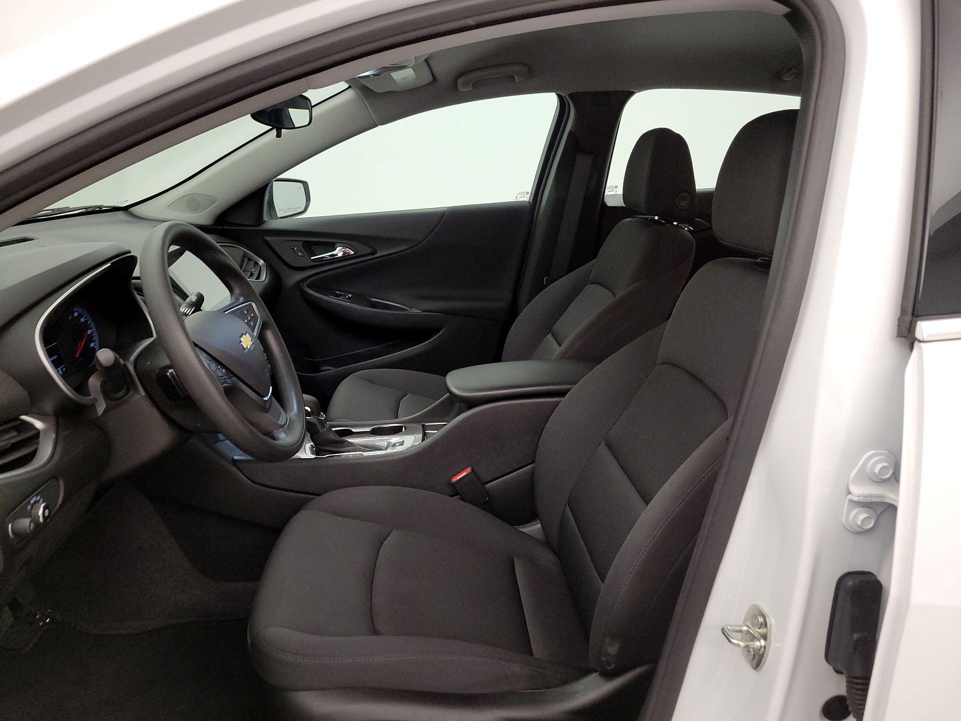 Thumbnail: 2023 Chevrolet Malibu - 11