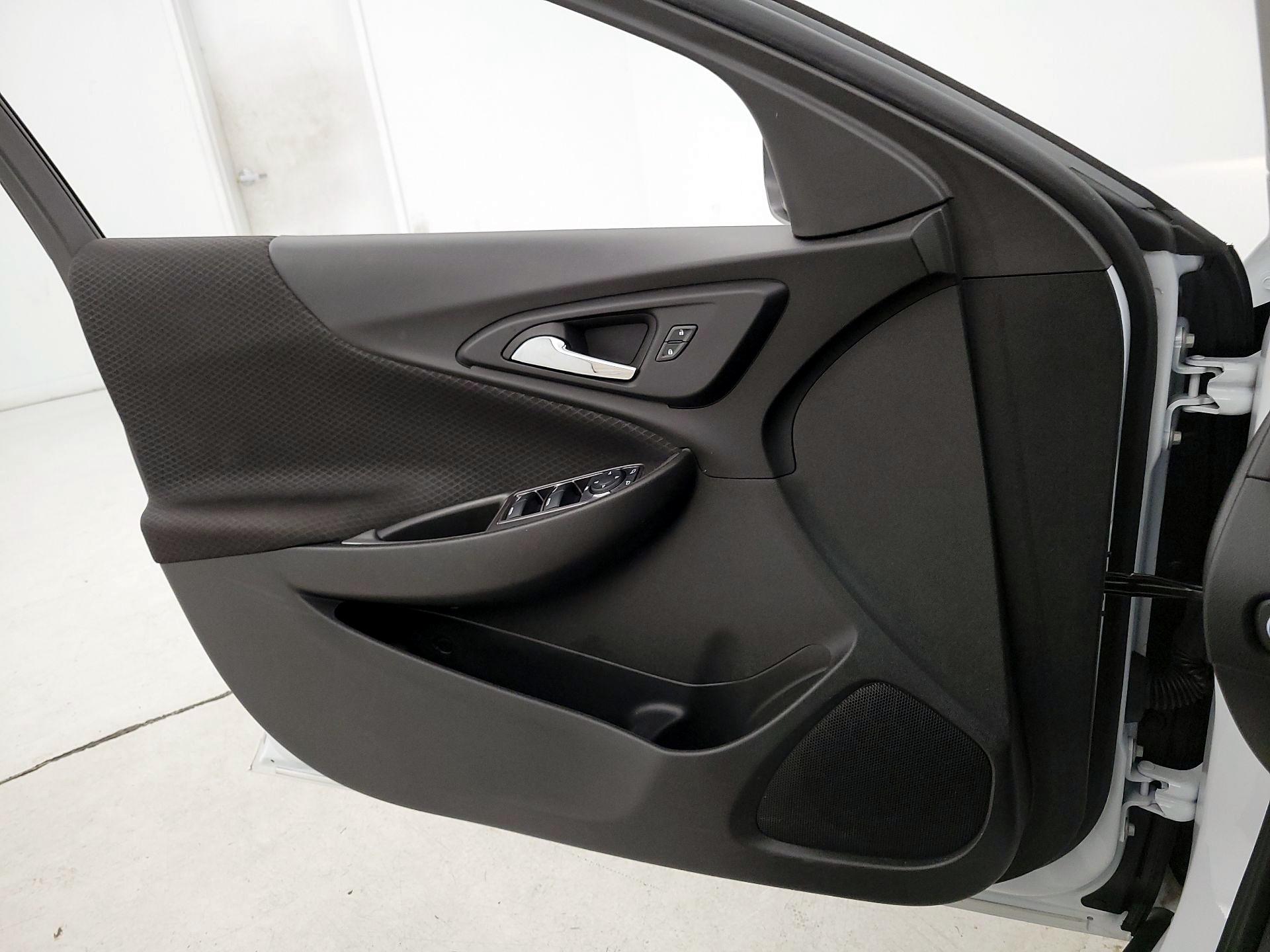 Thumbnail: 2023 Chevrolet Malibu - 12