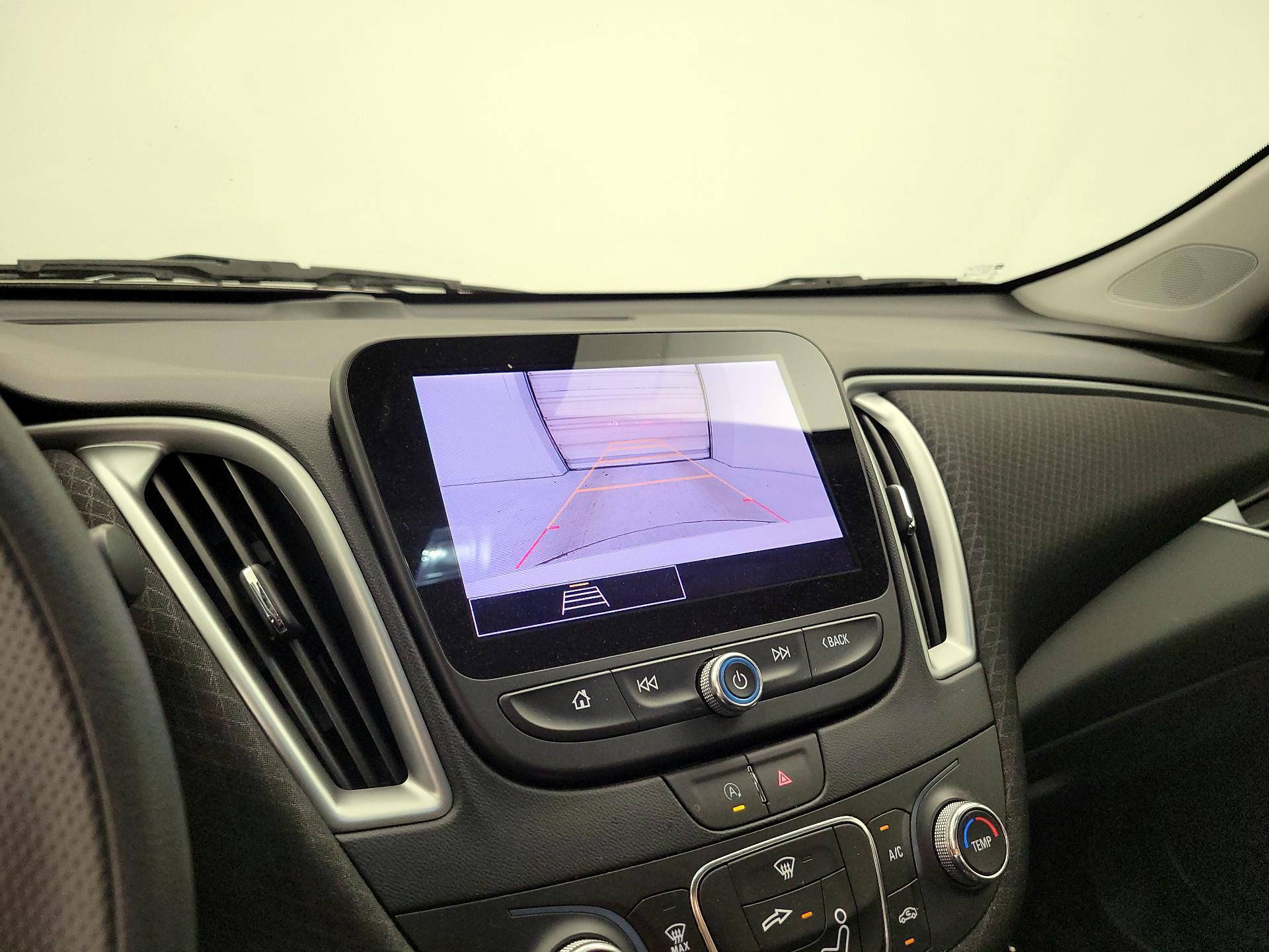 Thumbnail: 2023 Chevrolet Malibu - 14