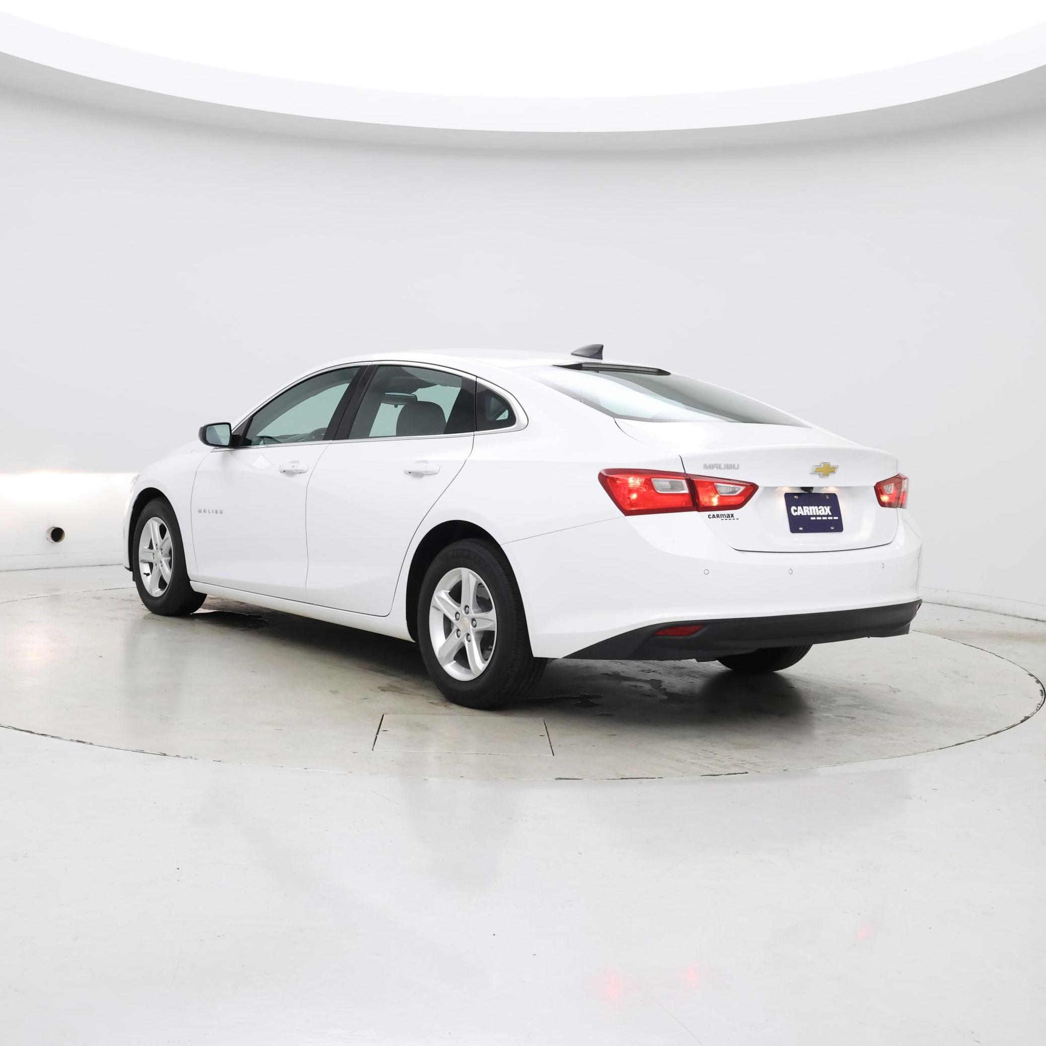 Thumbnail: 2023 Chevrolet Malibu - 2