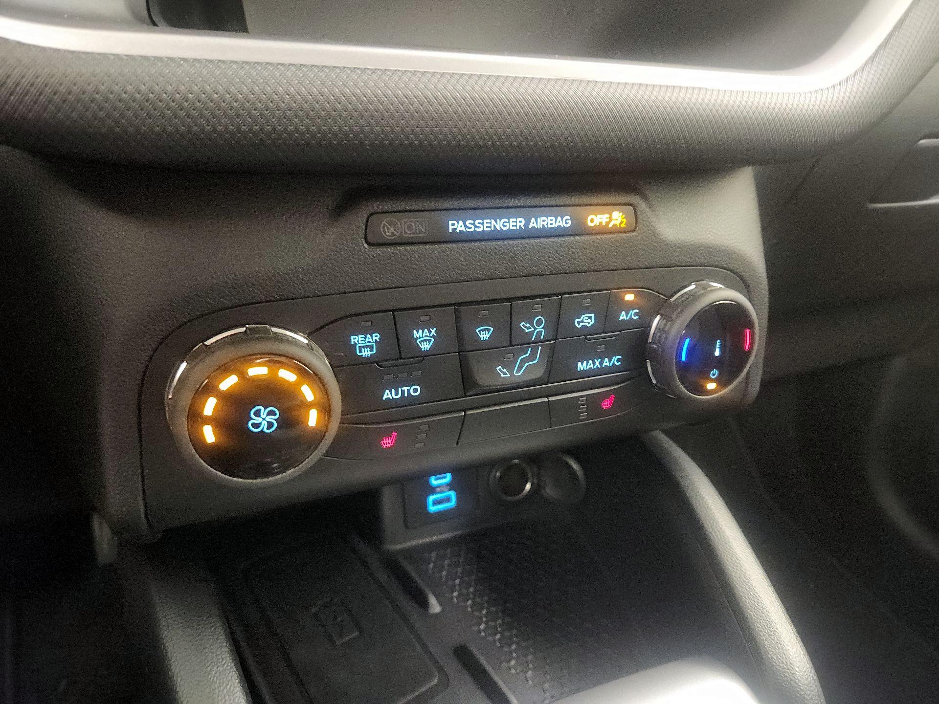 Thumbnail: 2022 Ford Bronco Sport - 16