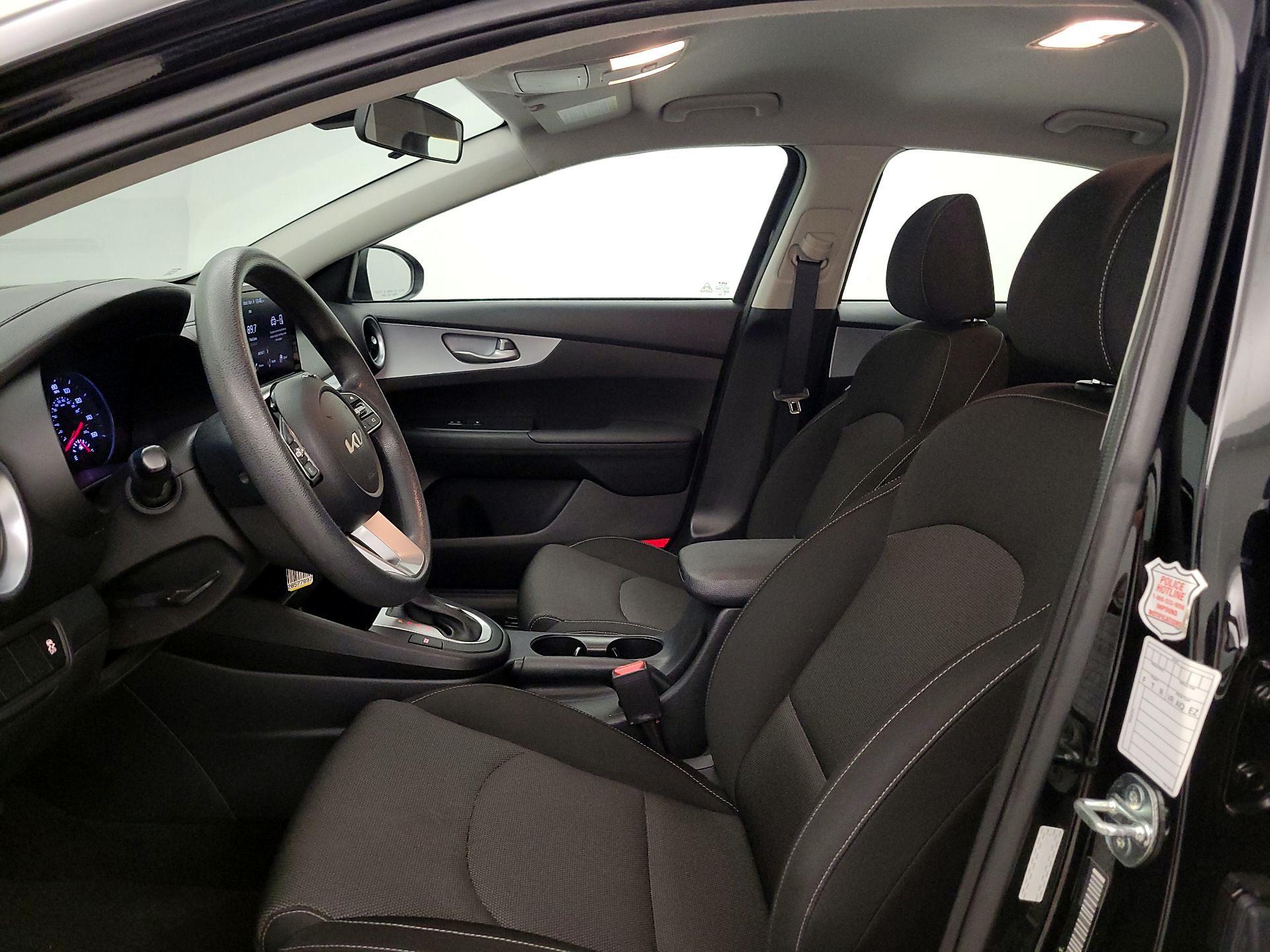 Thumbnail: 2024 Kia Forte - 11