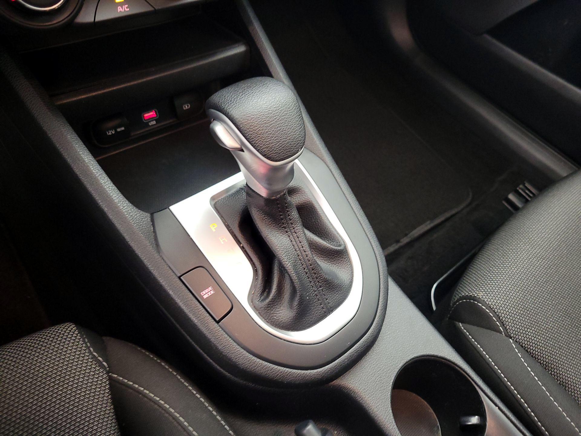 Thumbnail: 2024 Kia Forte - 17