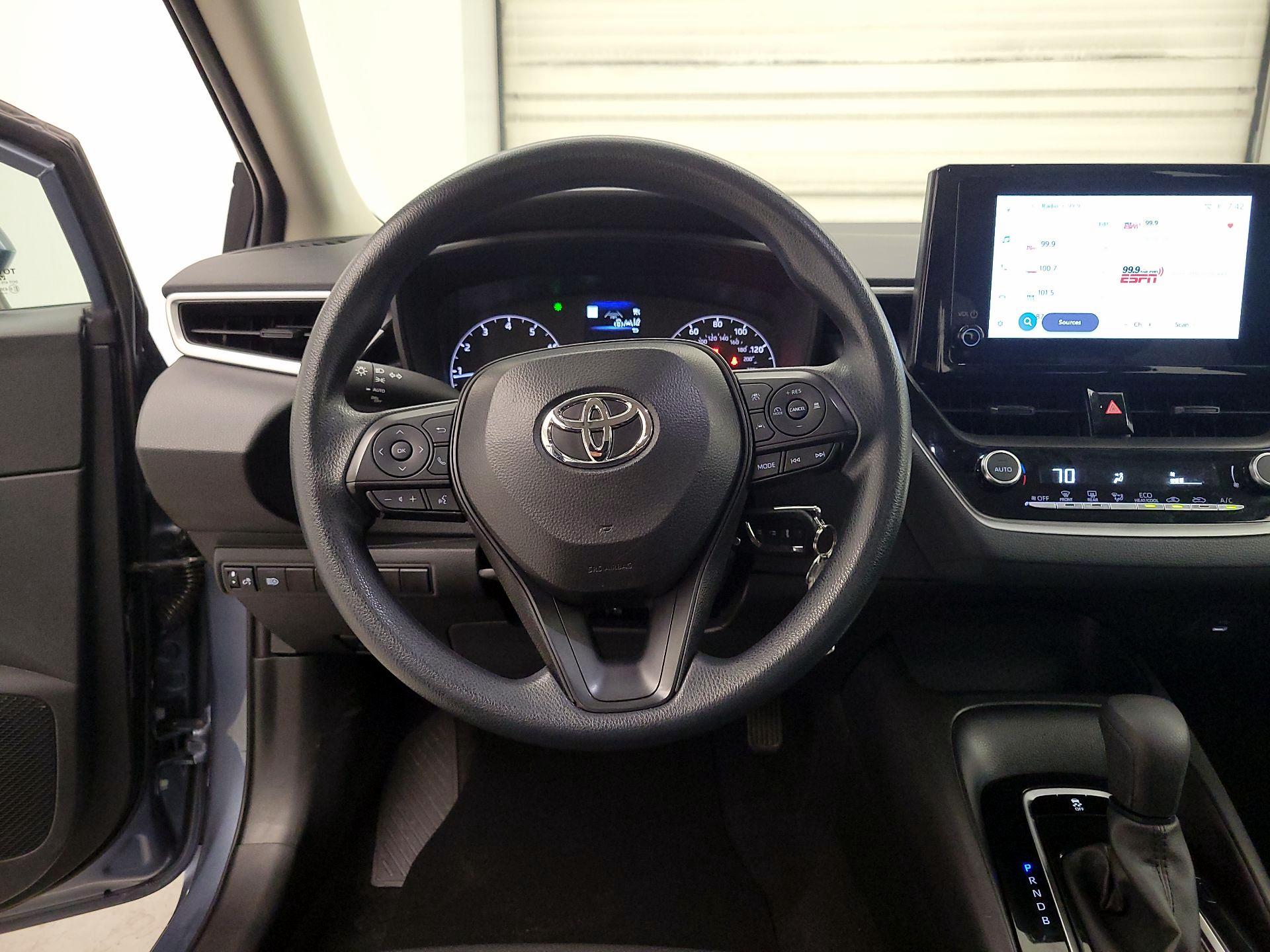 Thumbnail: 2025 Toyota Corolla - 10