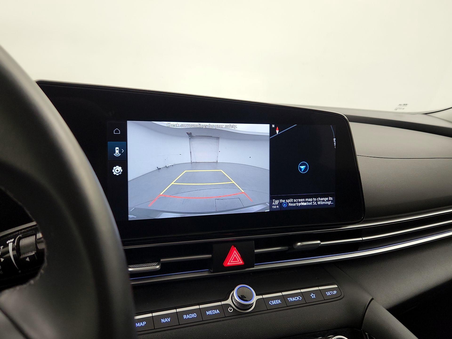 Thumbnail: 2025 Hyundai Elantra - 15