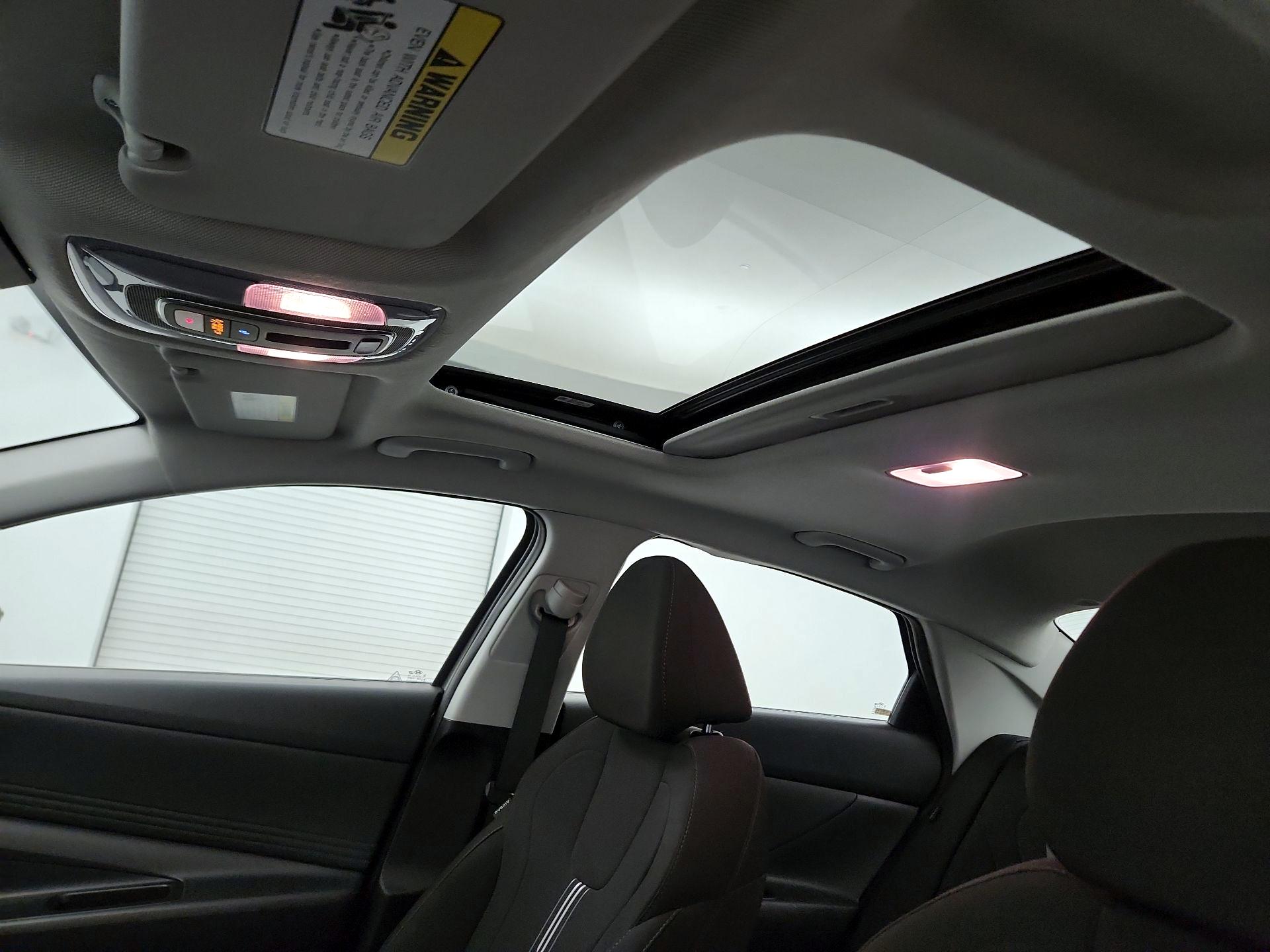 Thumbnail: 2025 Hyundai Elantra - 20
