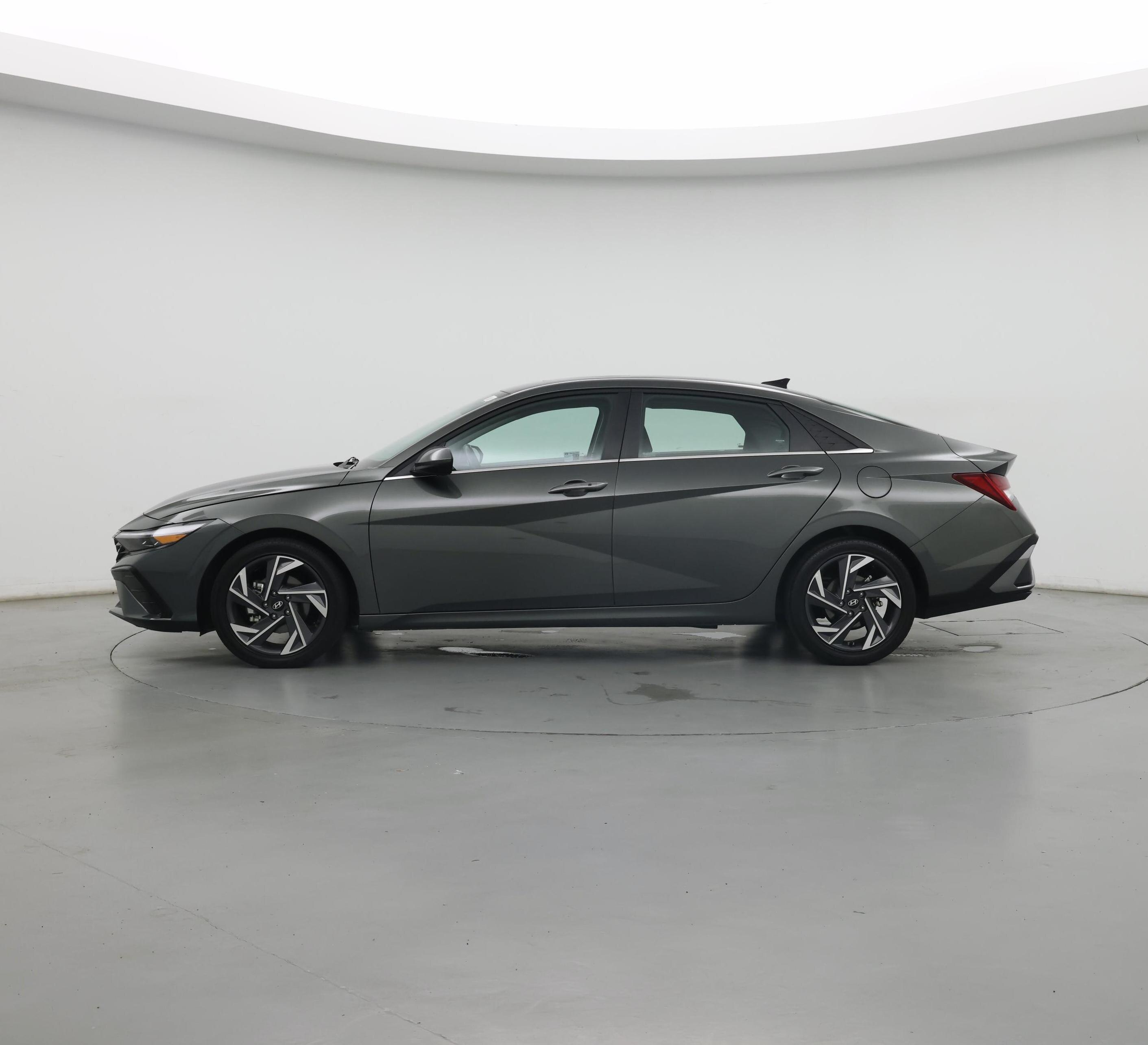 Thumbnail: 2025 Hyundai Elantra - 3