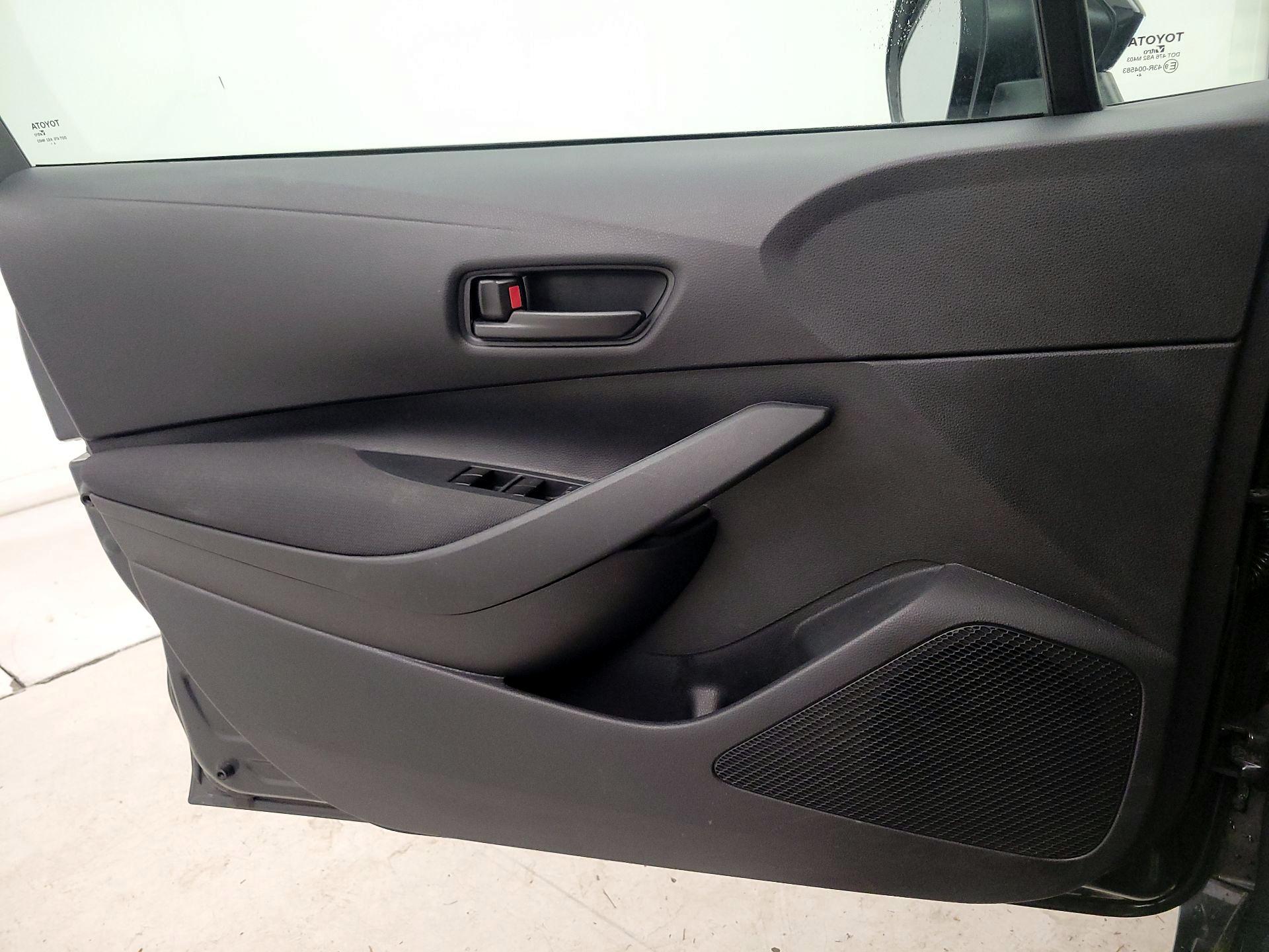 Thumbnail: 2025 Toyota Corolla - 12