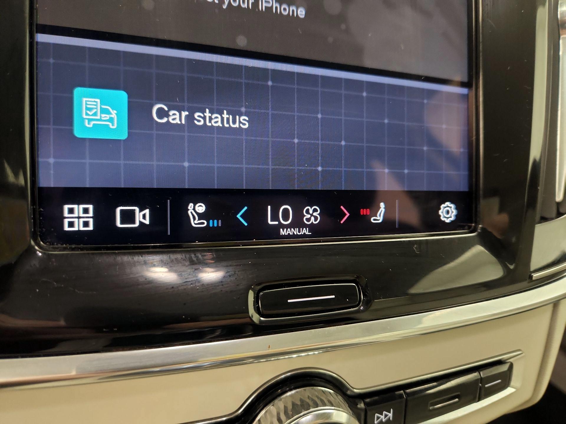 Thumbnail: 2022 Volvo S90 - 17