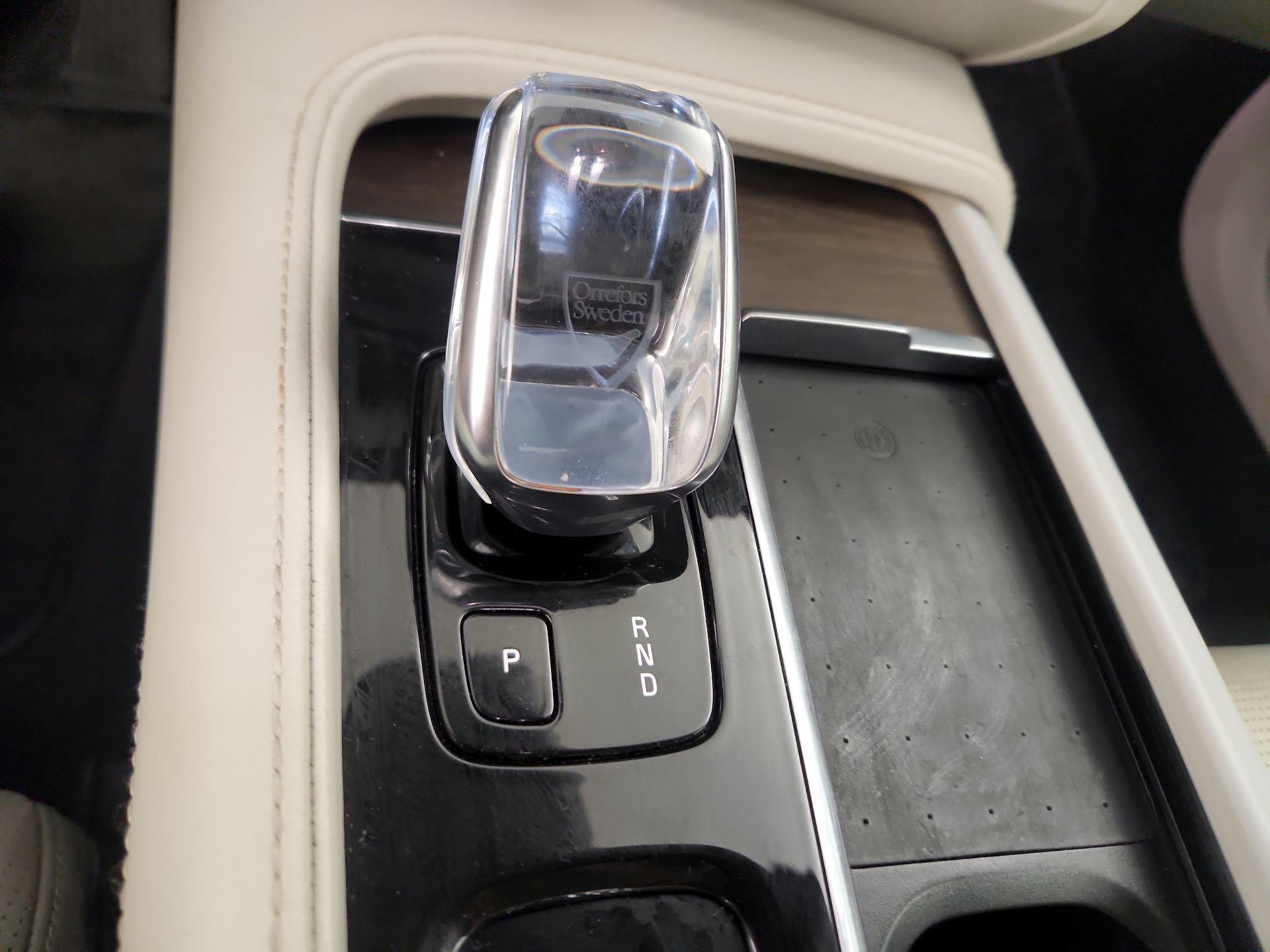 Thumbnail: 2022 Volvo S90 - 18