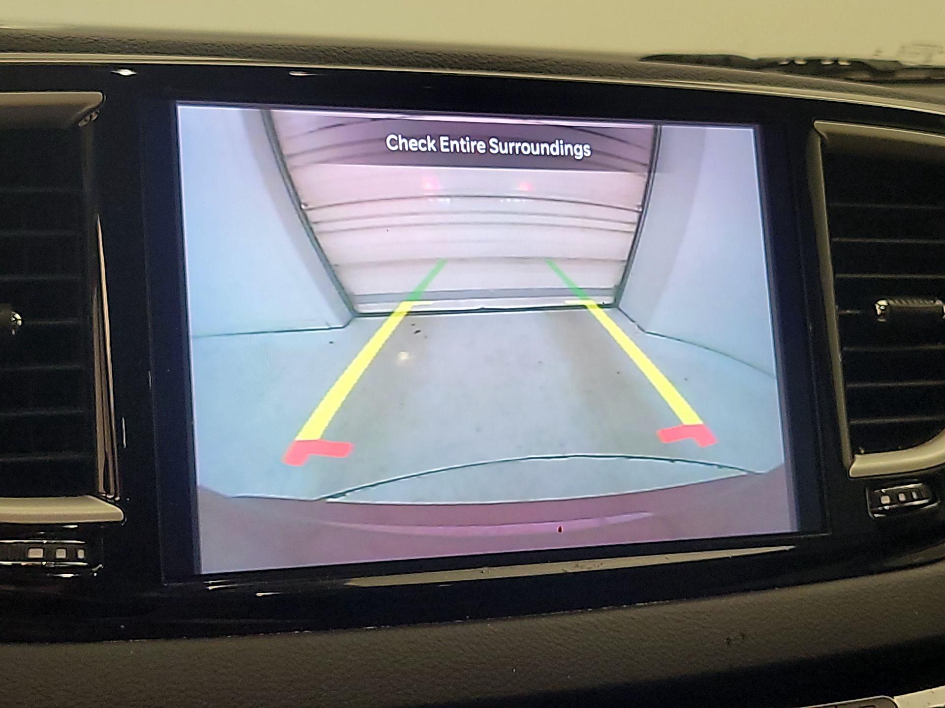 Thumbnail: 2023 Chrysler Pacifica - 14