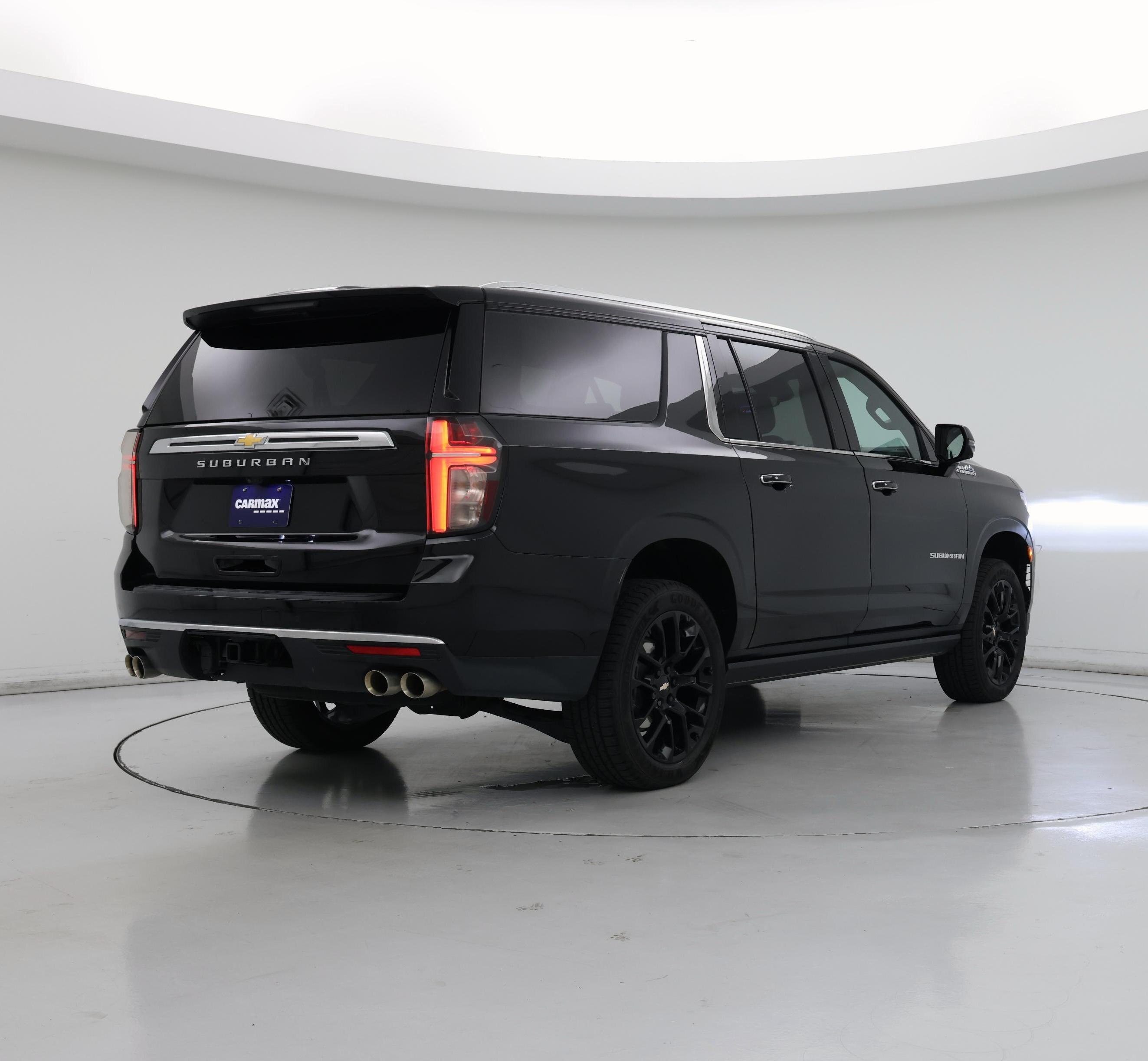 Thumbnail: 2023 Chevrolet Suburban - 8