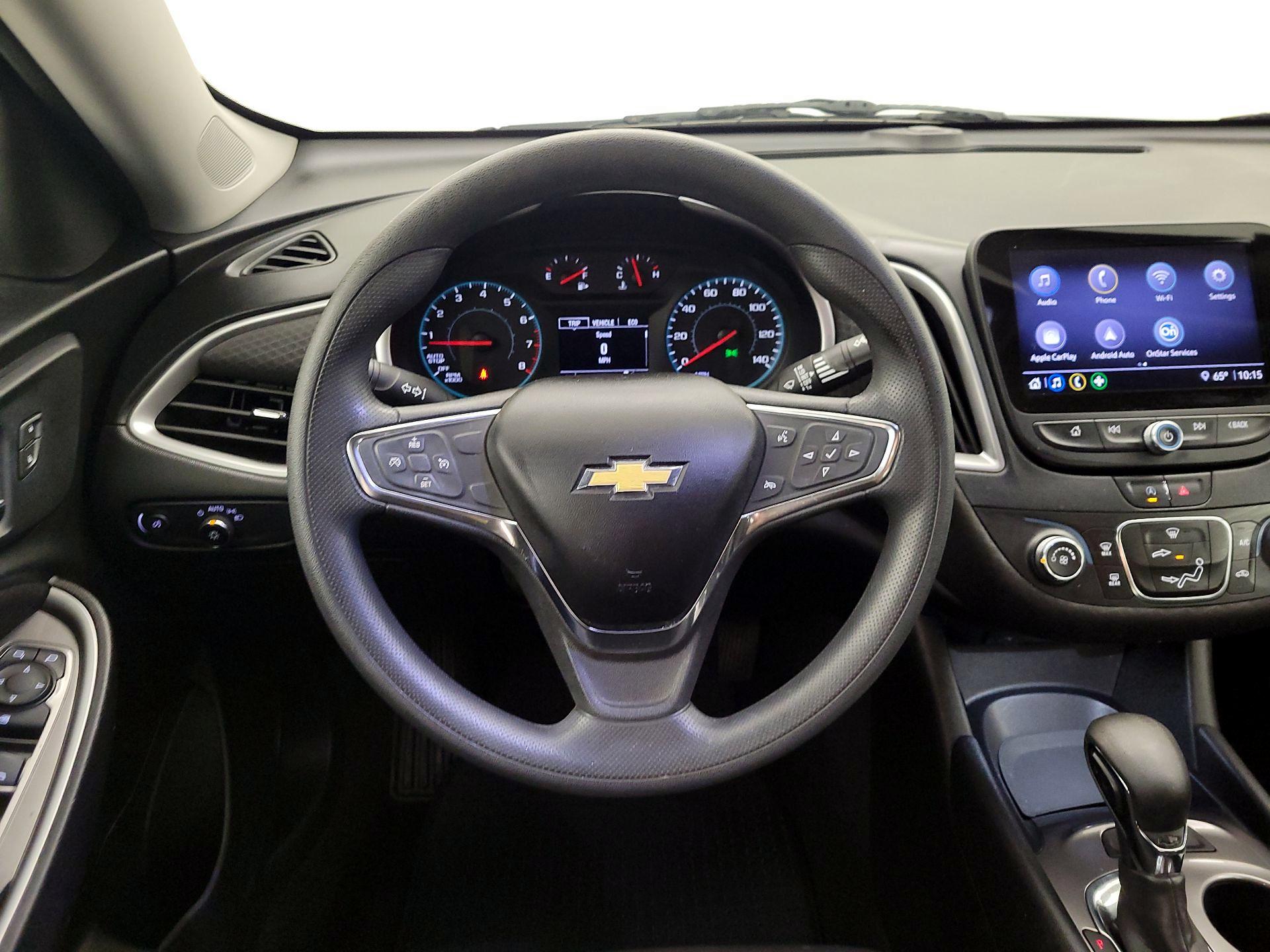 Thumbnail: 2021 Chevrolet Malibu - 10