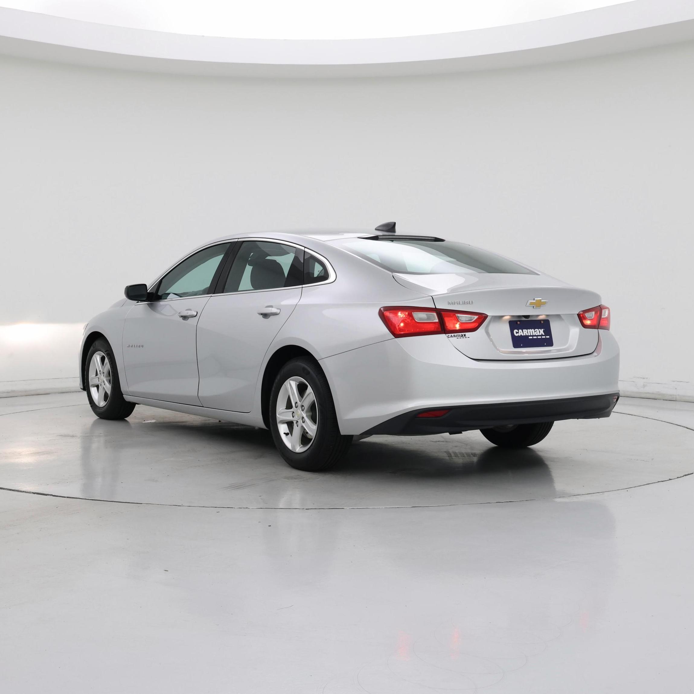 Thumbnail: 2021 Chevrolet Malibu - 2