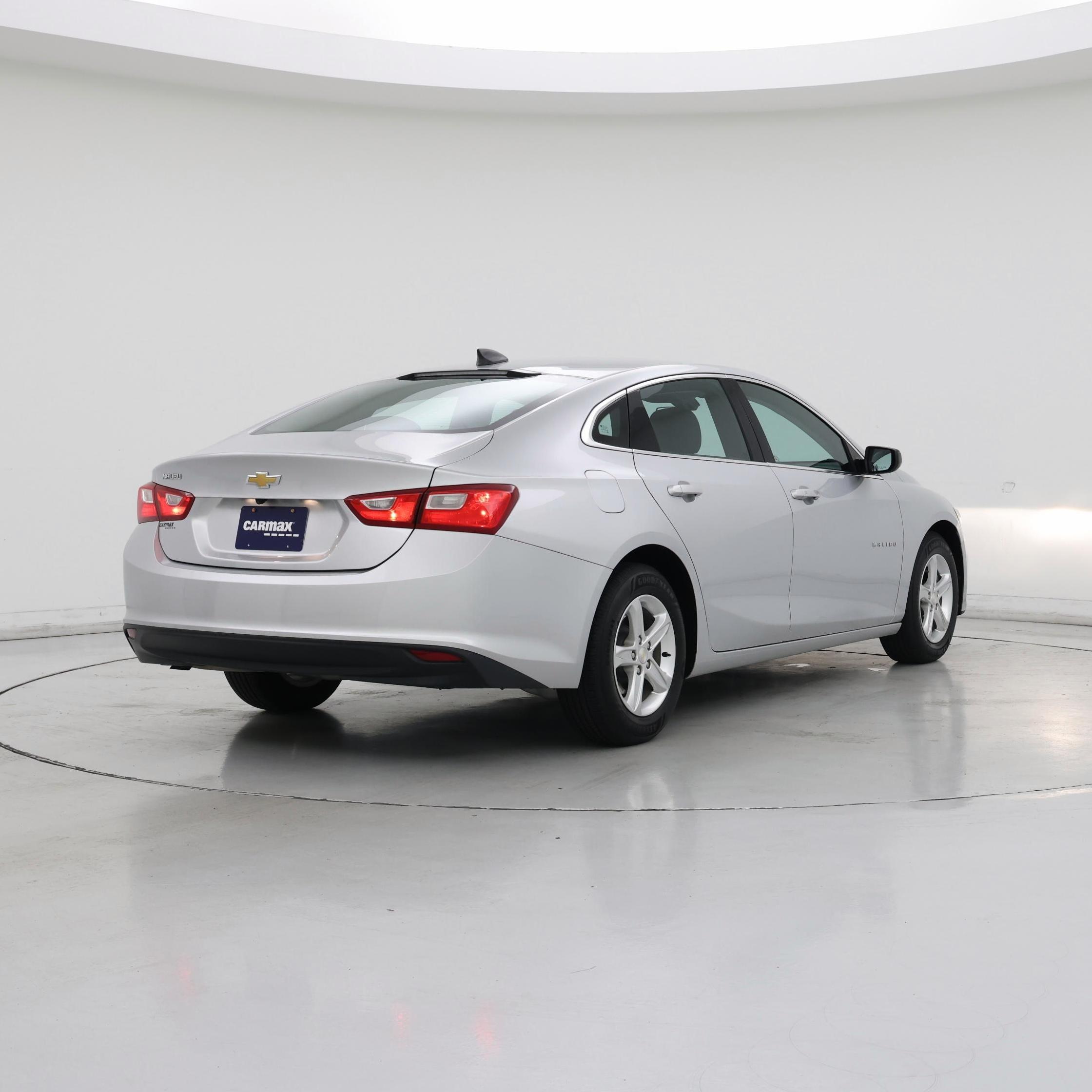 Thumbnail: 2021 Chevrolet Malibu - 8