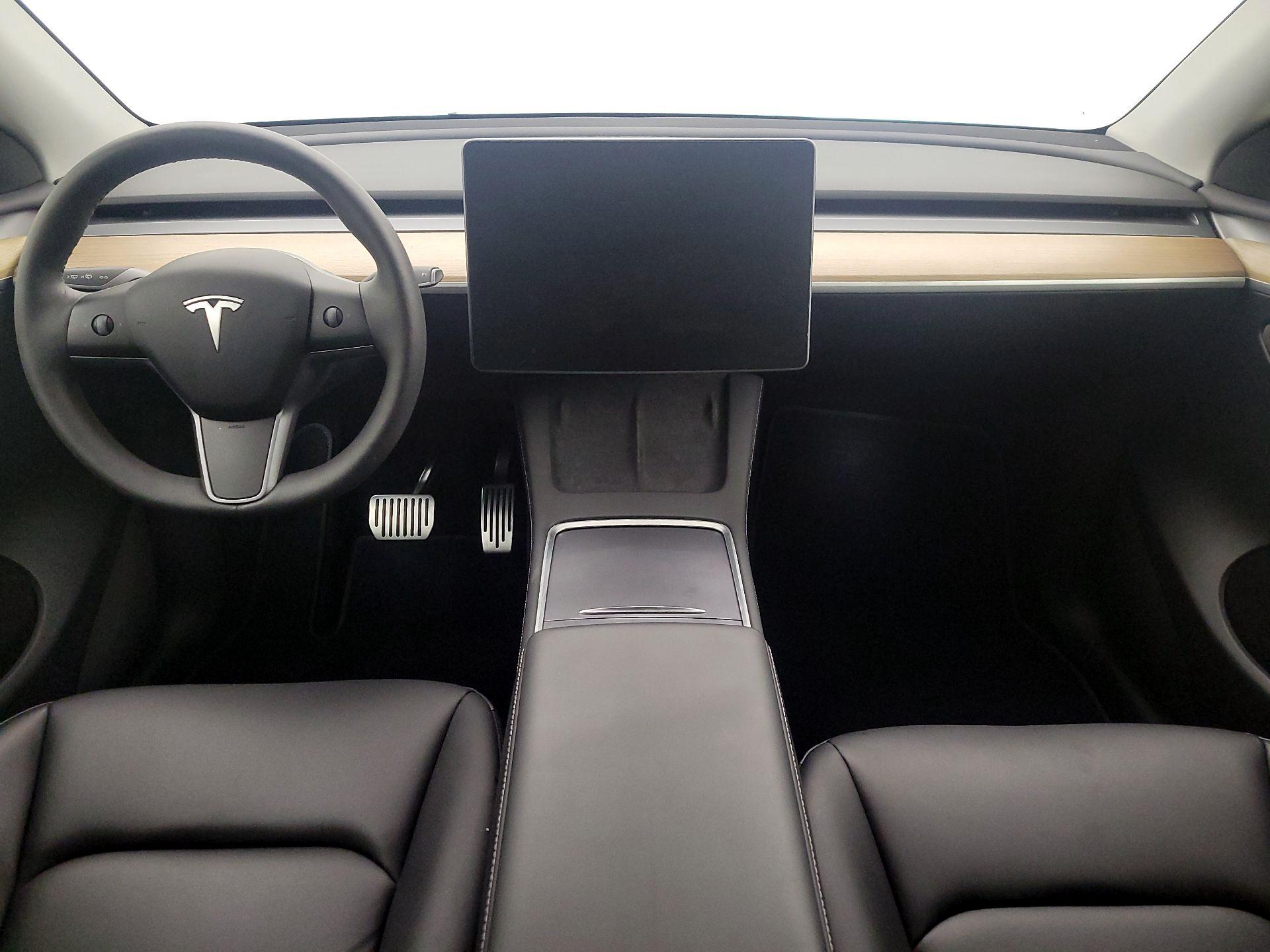 Thumbnail: 2023 Tesla Model Y - 9