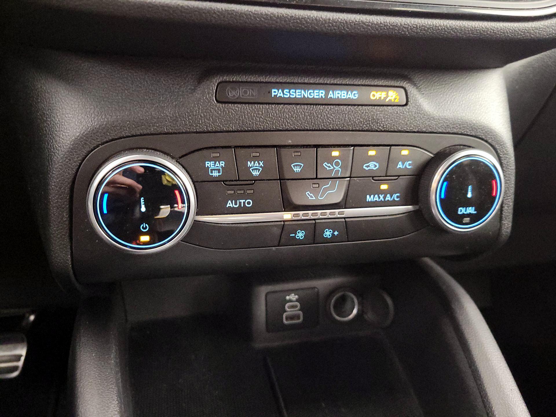 Thumbnail: 2024 Ford Escape - 16