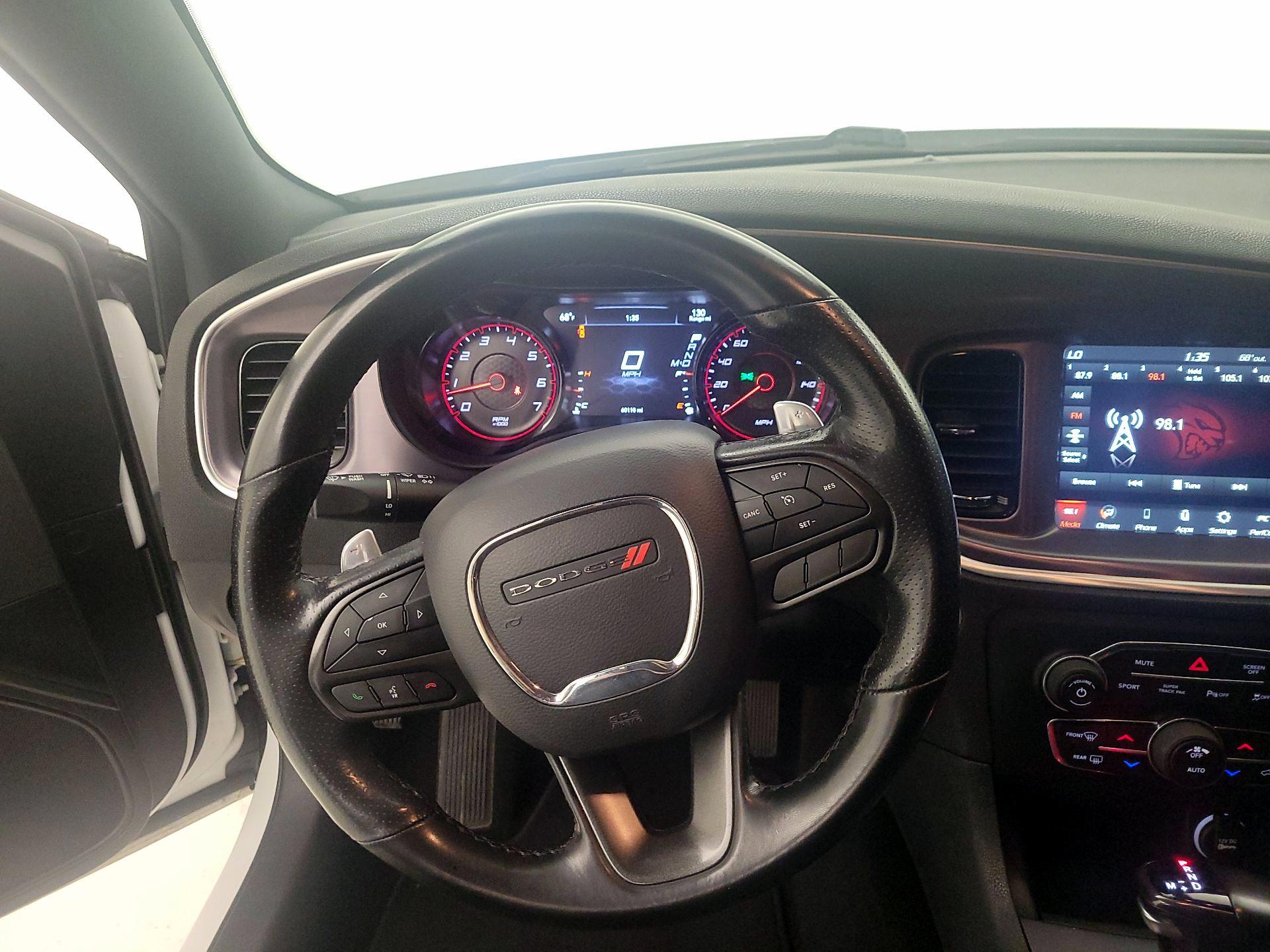 Thumbnail: 2020 Dodge Charger - 10