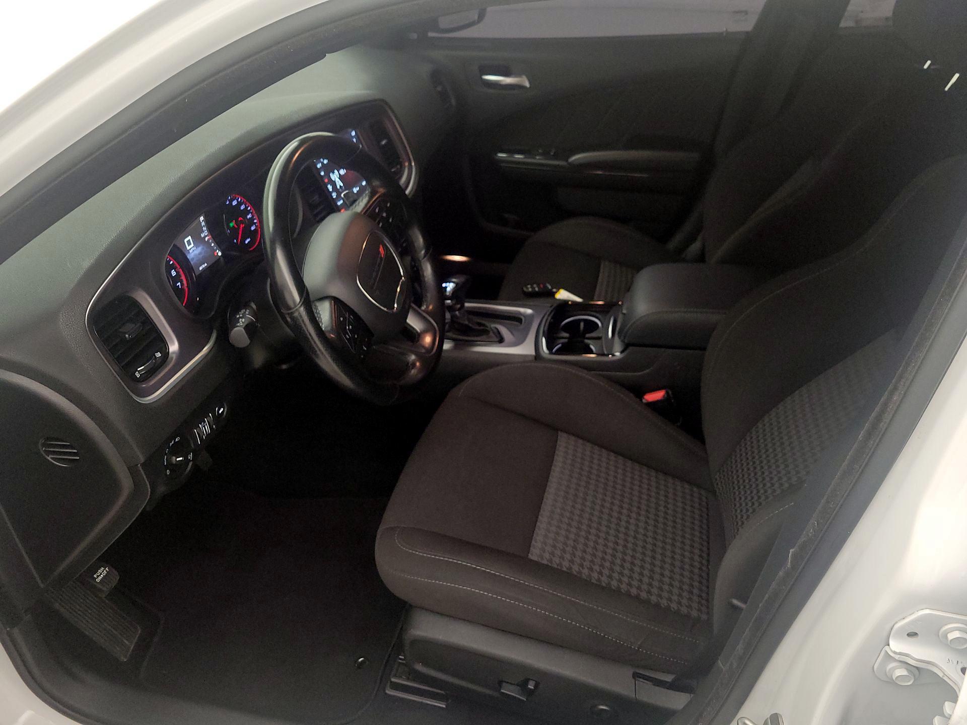 Thumbnail: 2020 Dodge Charger - 11