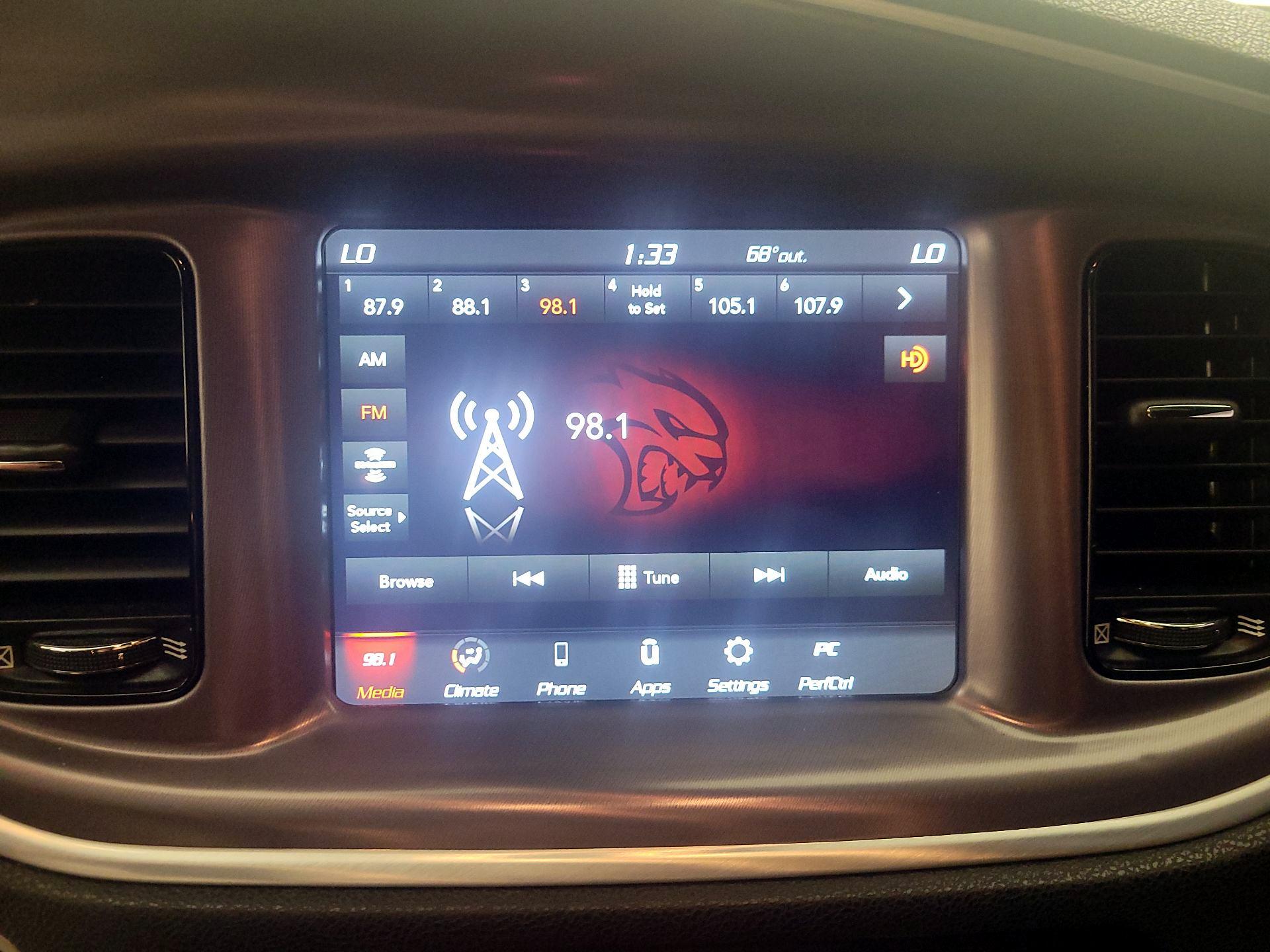 Thumbnail: 2020 Dodge Charger - 15