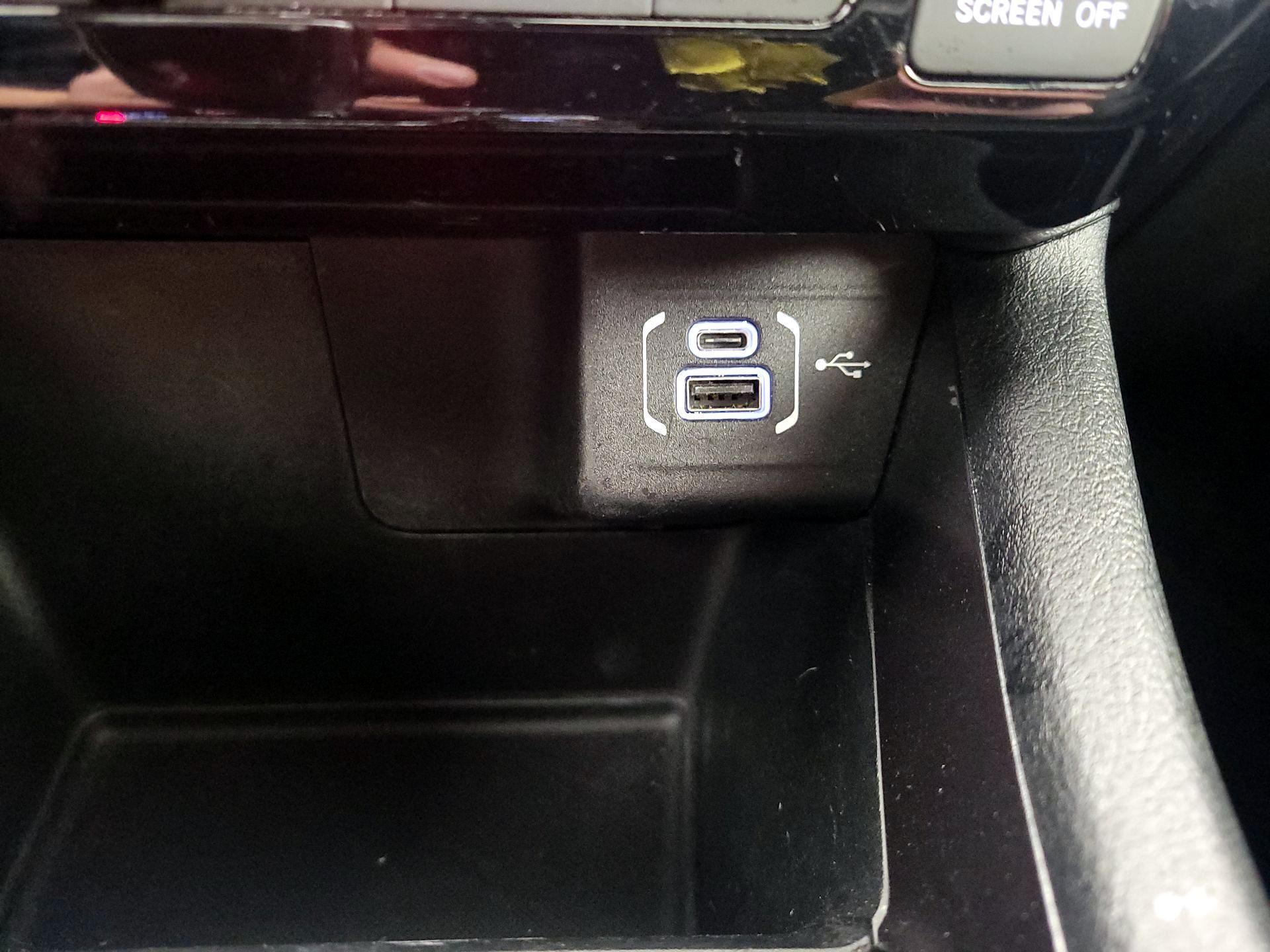 Thumbnail: 2024 Jeep Compass - 18