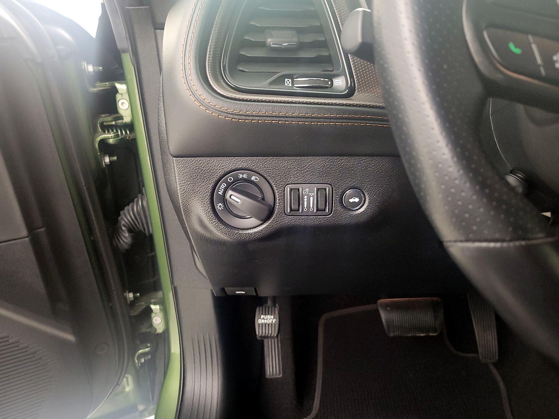 Thumbnail: 2020 Dodge Challenger - 13