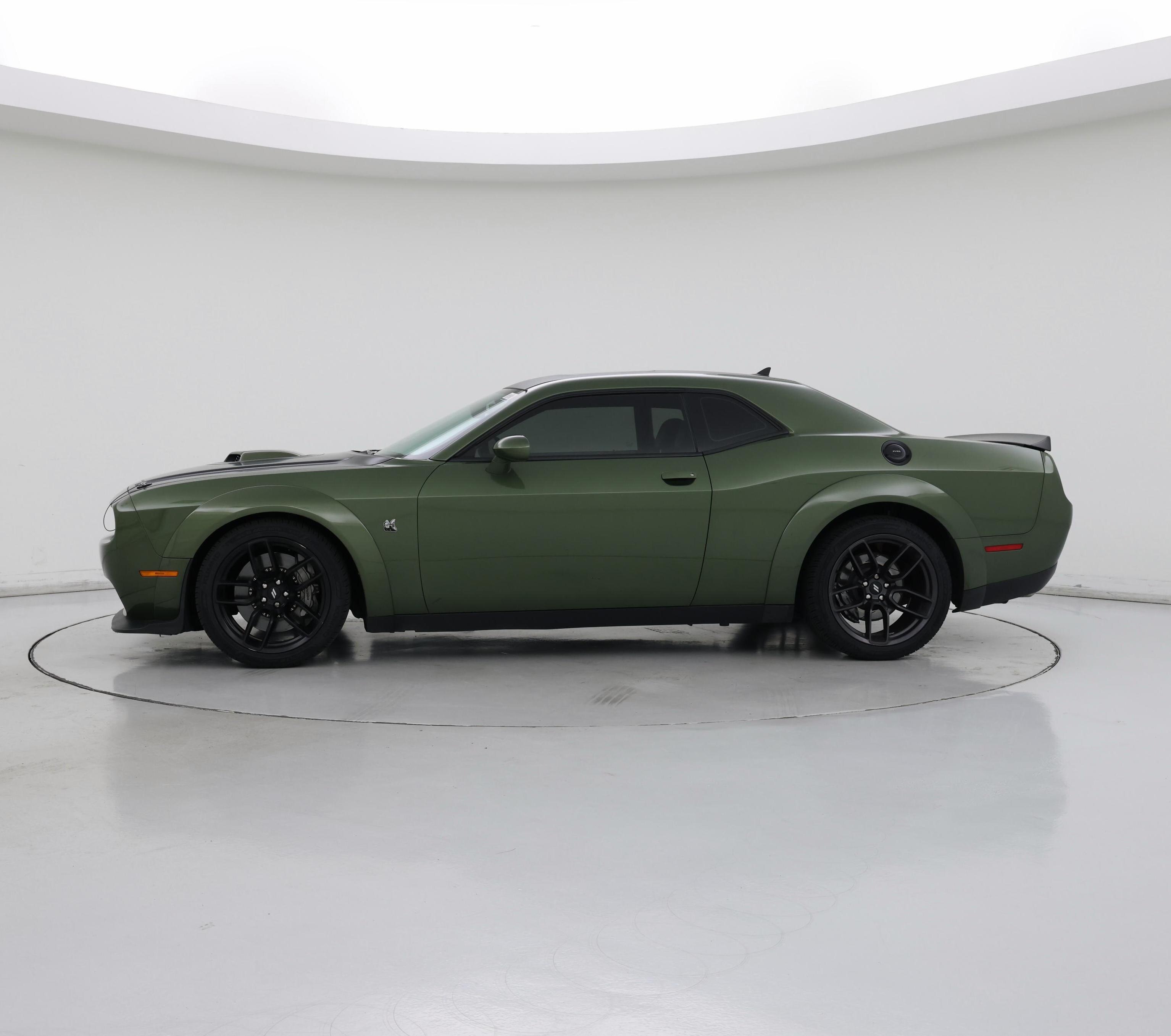 Thumbnail: 2020 Dodge Challenger - 3
