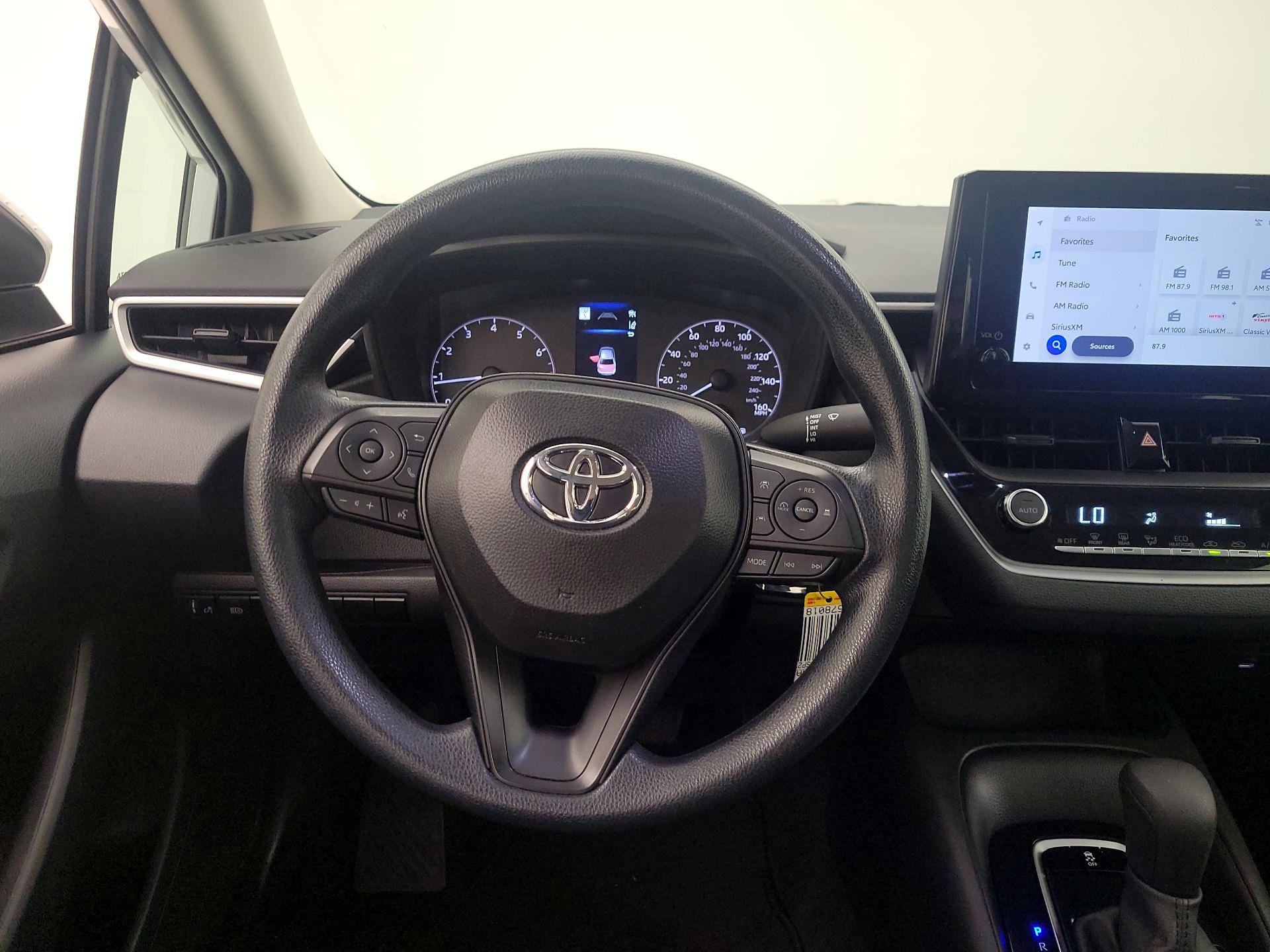 Thumbnail: 2025 Toyota Corolla - 10