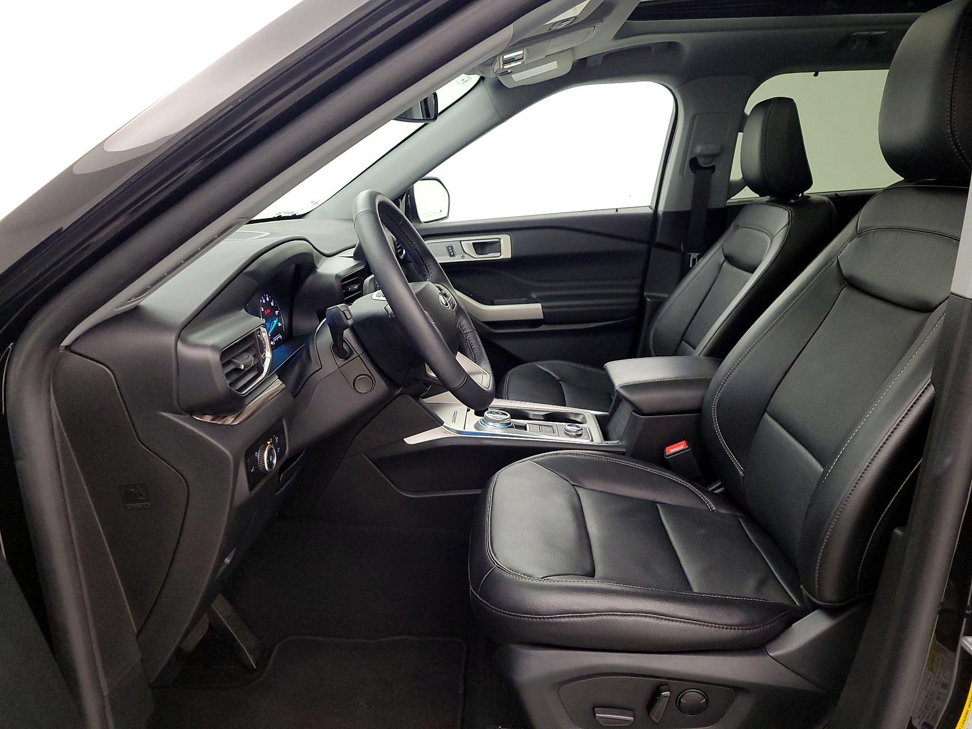 Thumbnail: 2023 Ford Explorer - 11