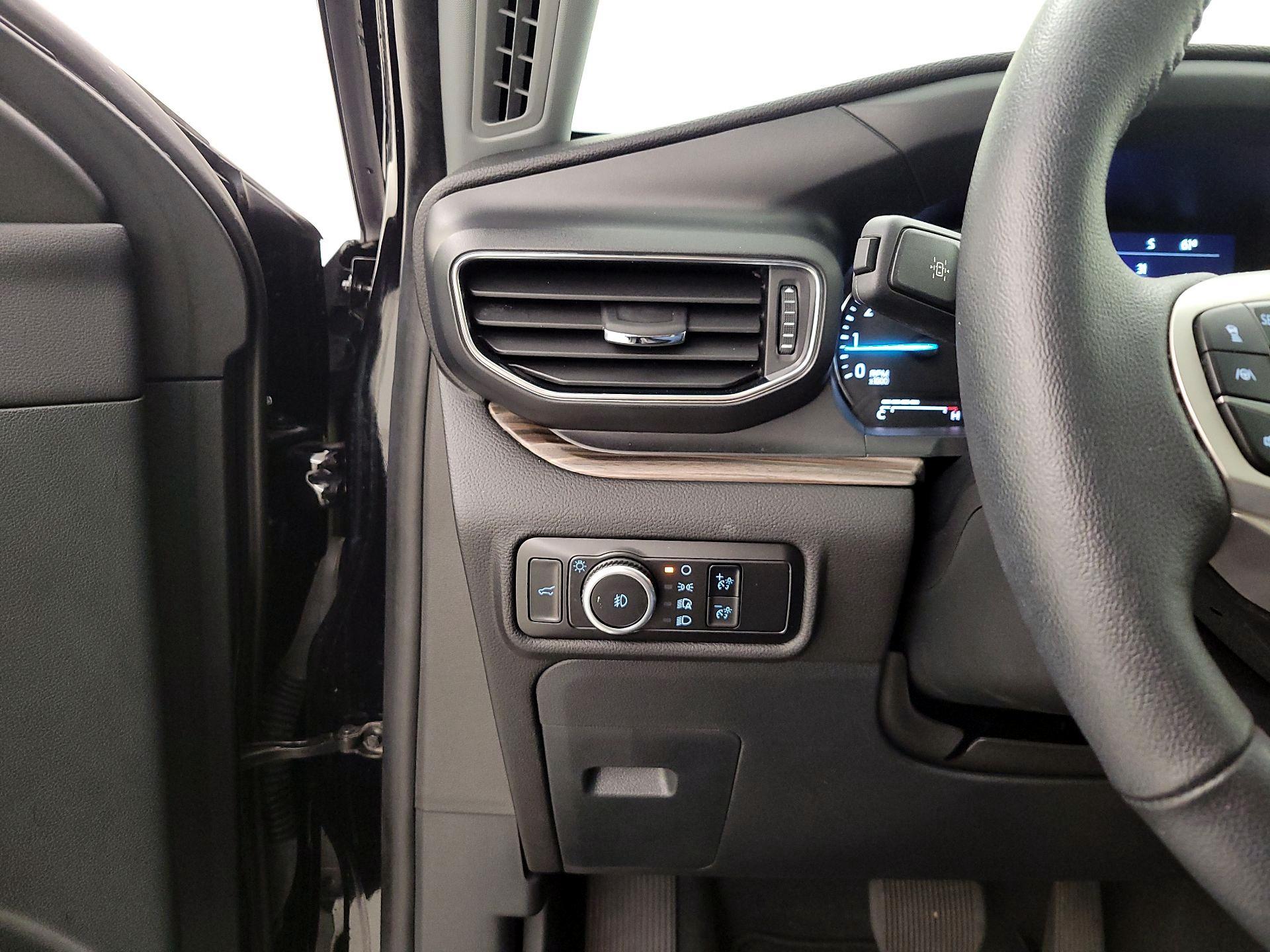 Thumbnail: 2023 Ford Explorer - 13