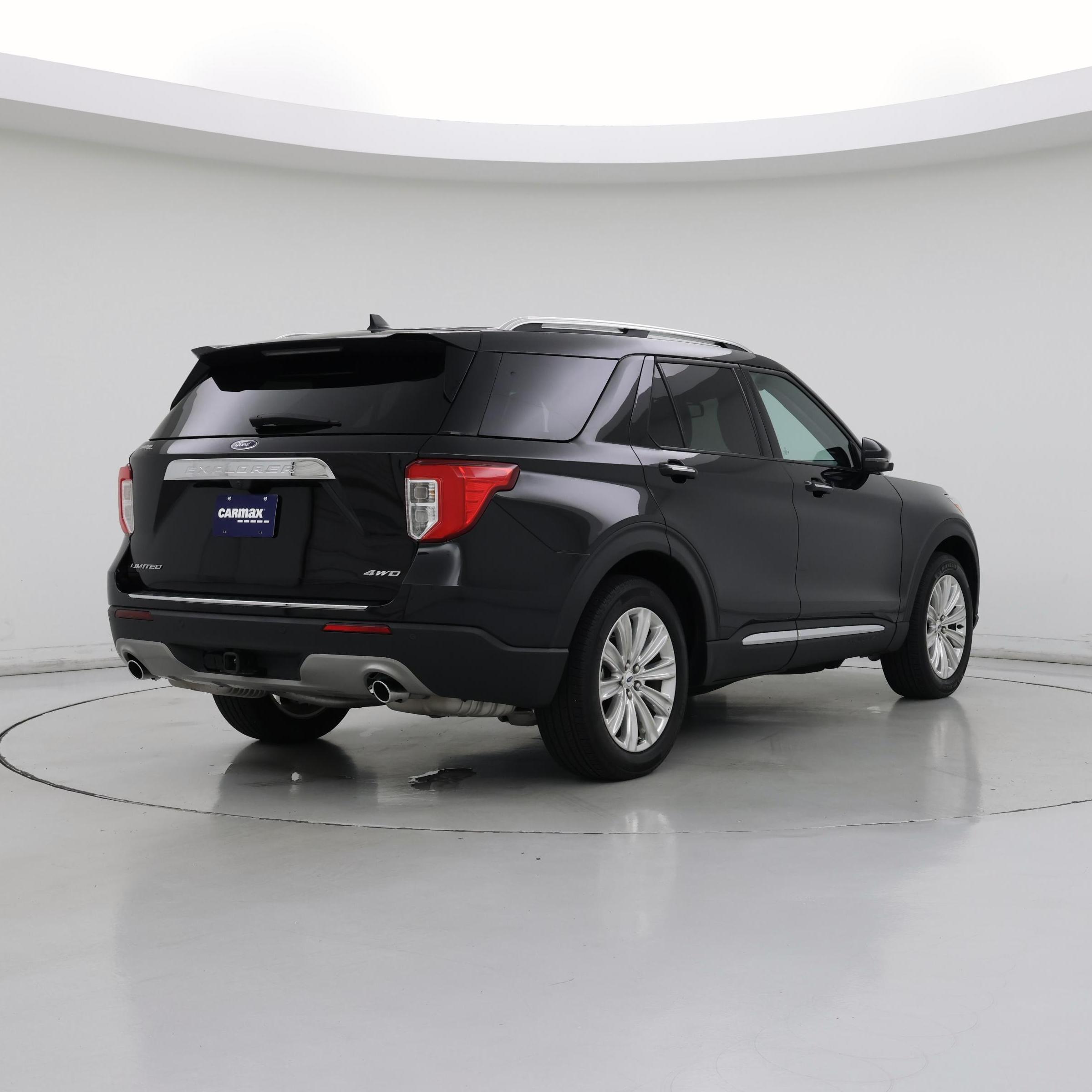 Thumbnail: 2023 Ford Explorer - 8