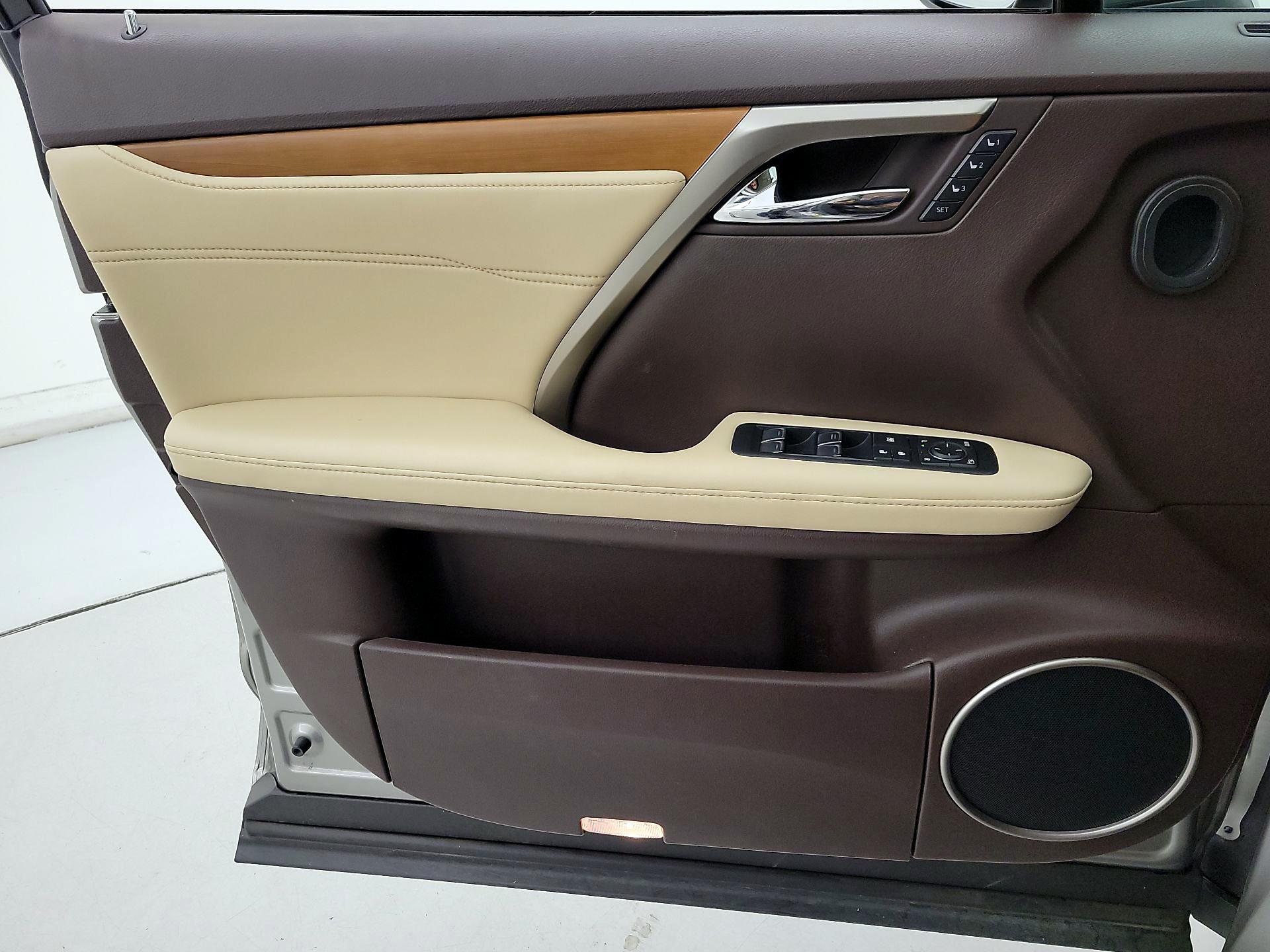 Thumbnail: 2019 Lexus RX - 12