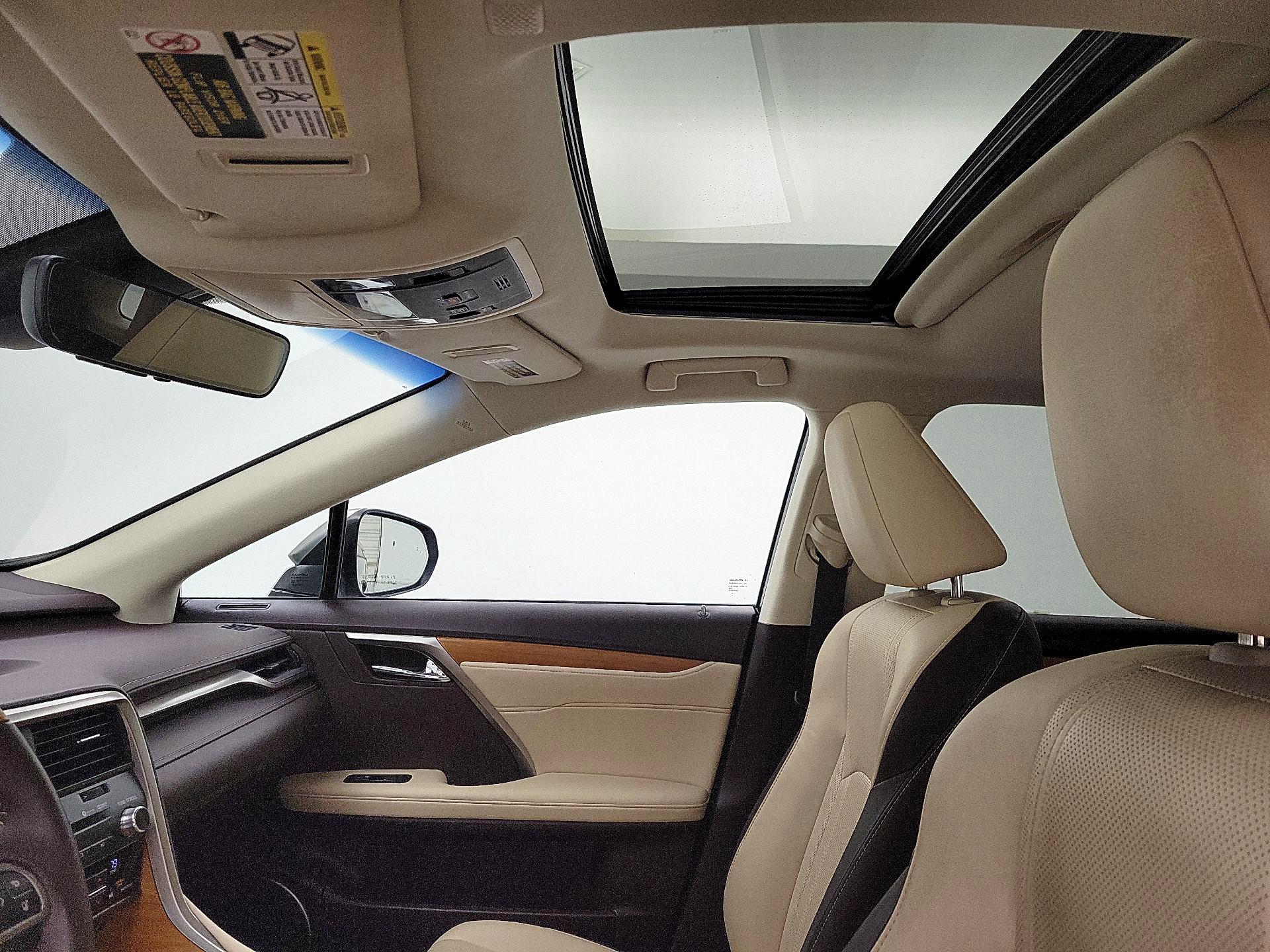 Thumbnail: 2019 Lexus RX - 20