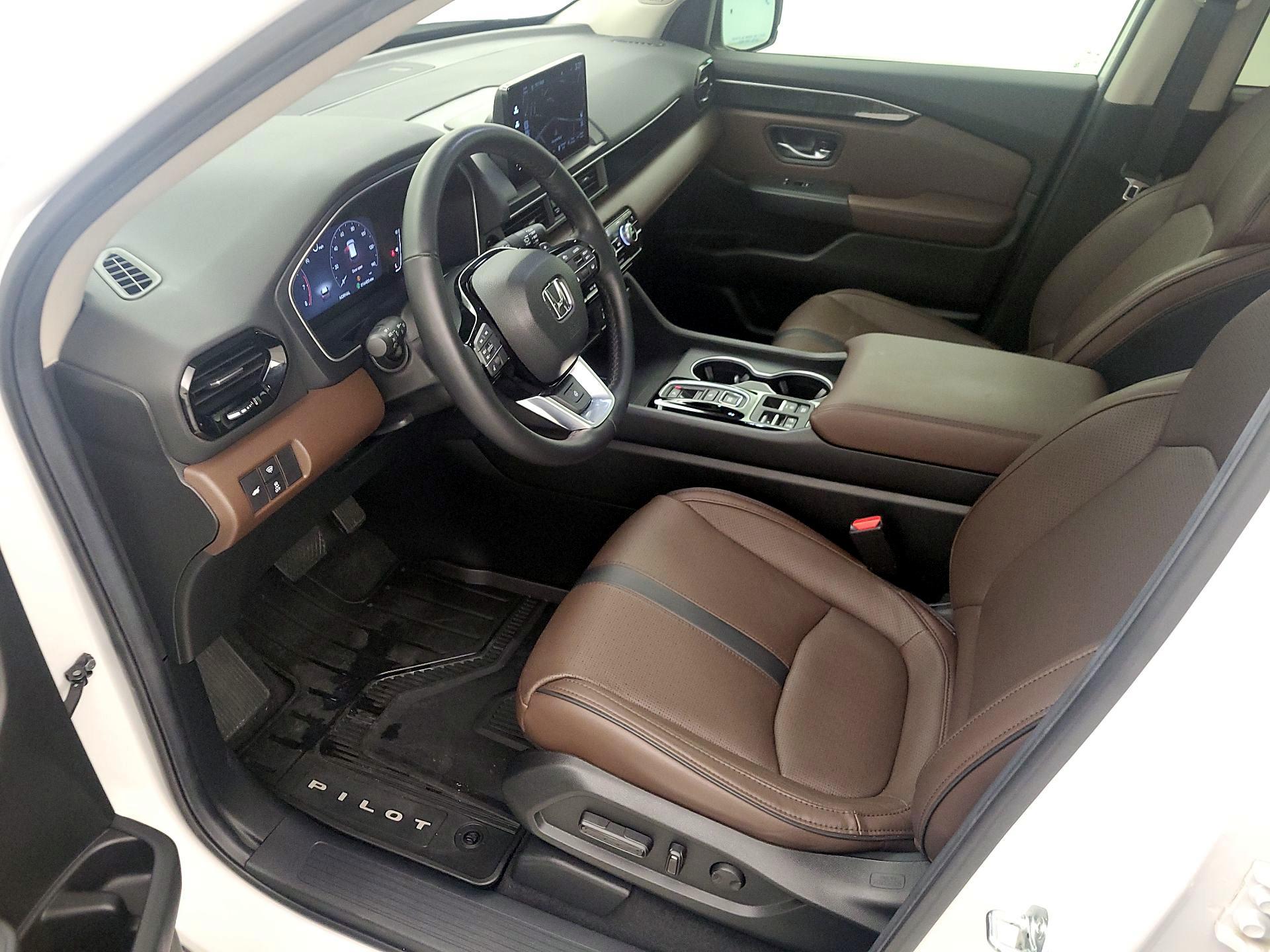 Thumbnail: 2025 Honda Pilot - 11