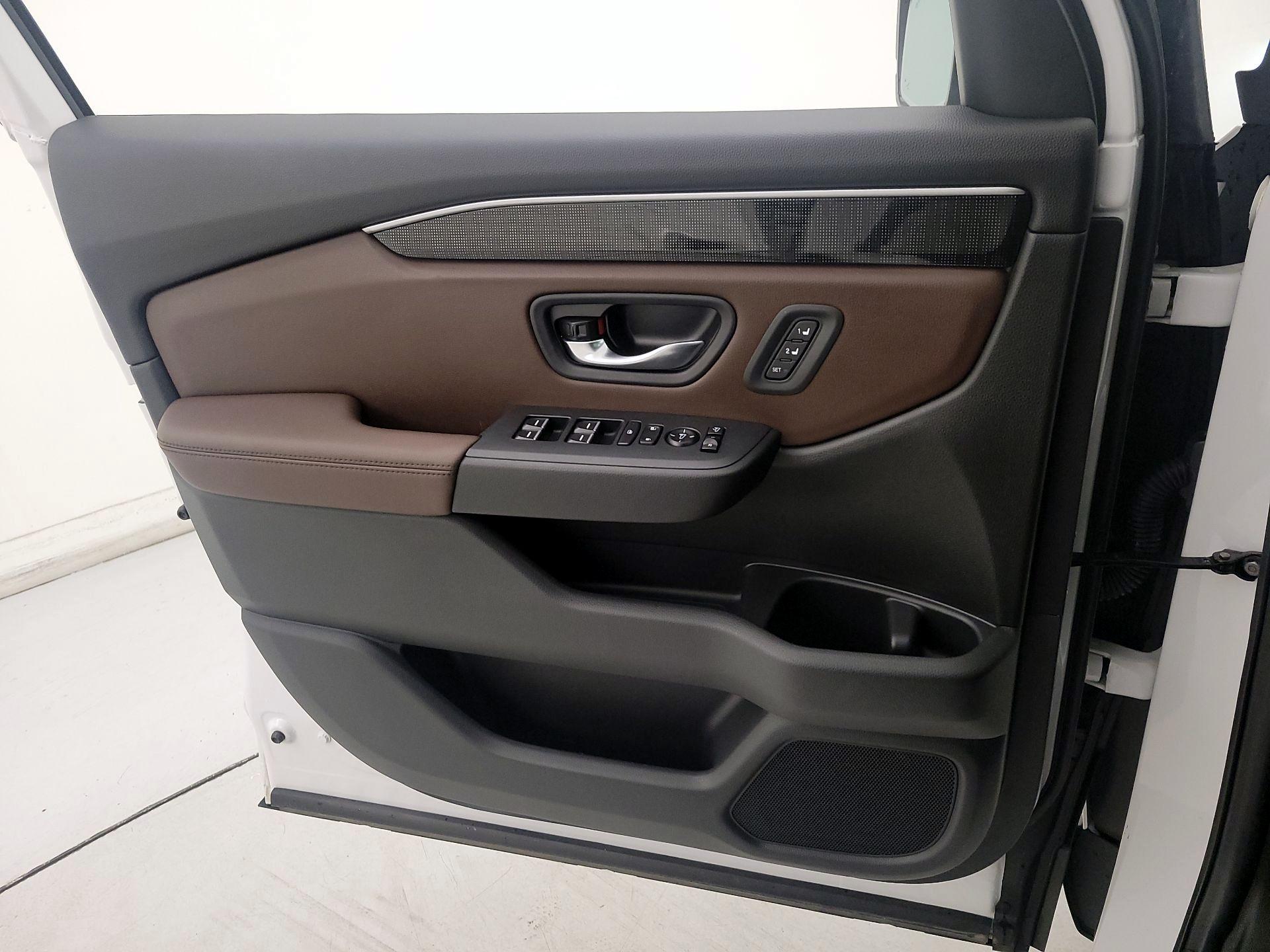 Thumbnail: 2025 Honda Pilot - 12