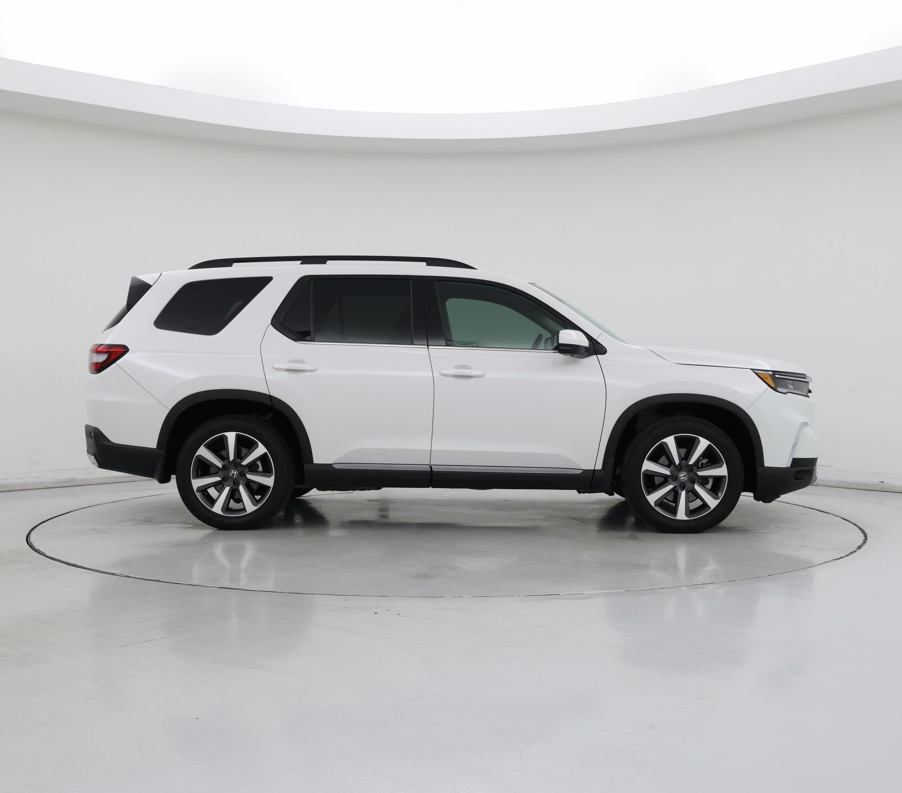 Thumbnail: 2025 Honda Pilot - 7