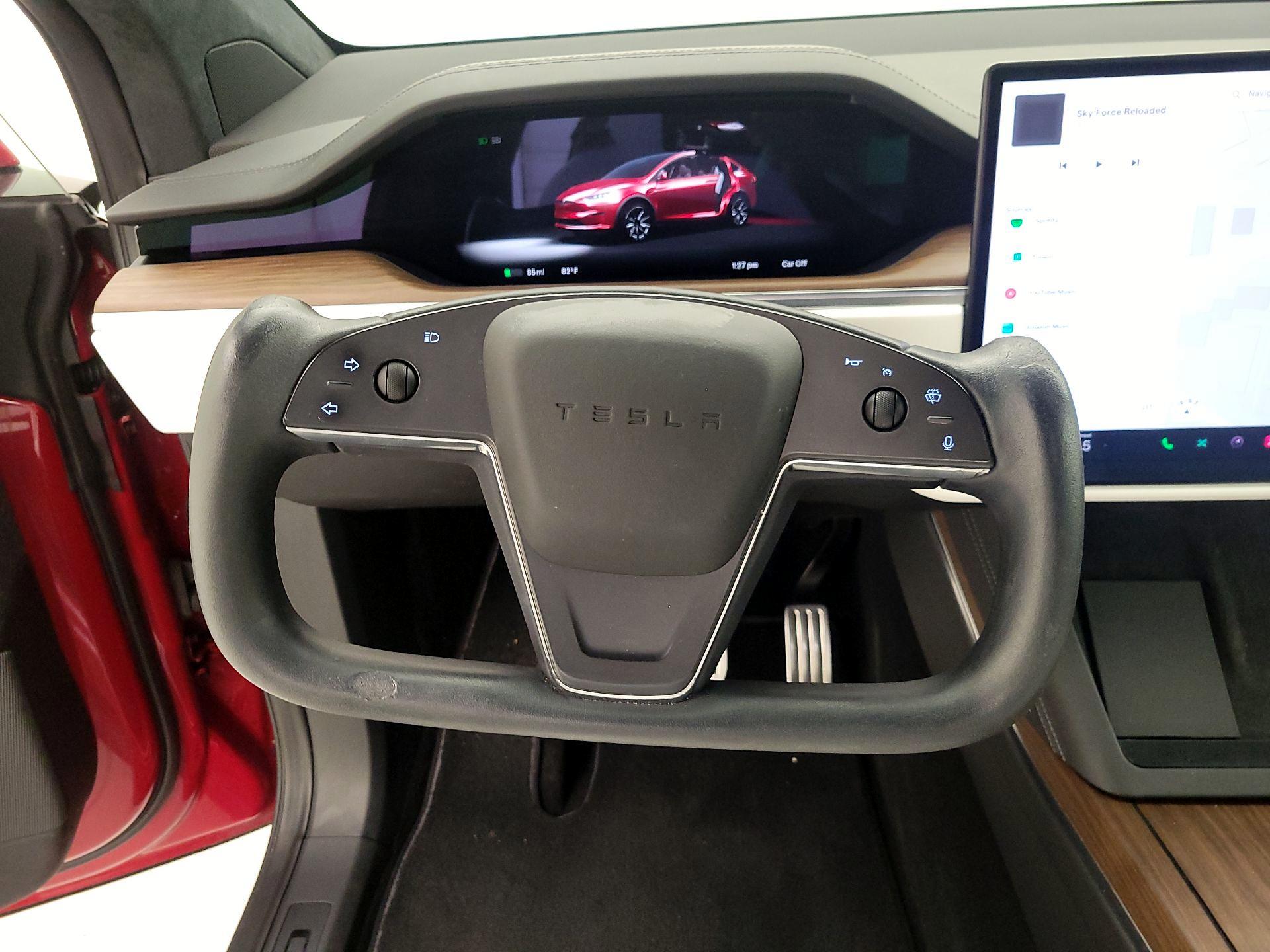 Thumbnail: 2023 Tesla Model X - 10