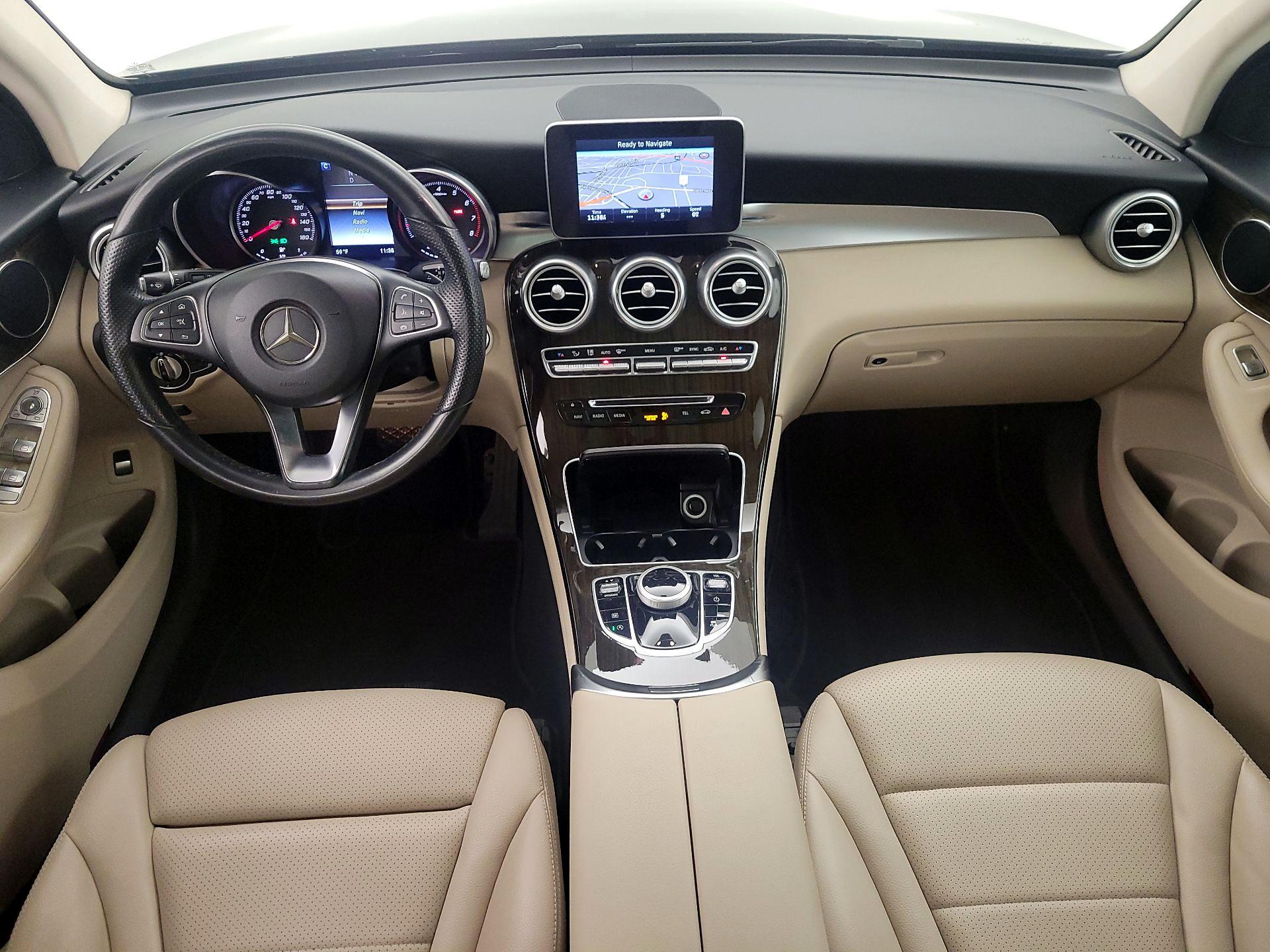 Thumbnail: 2017 Mercedes-Benz GLC - 9