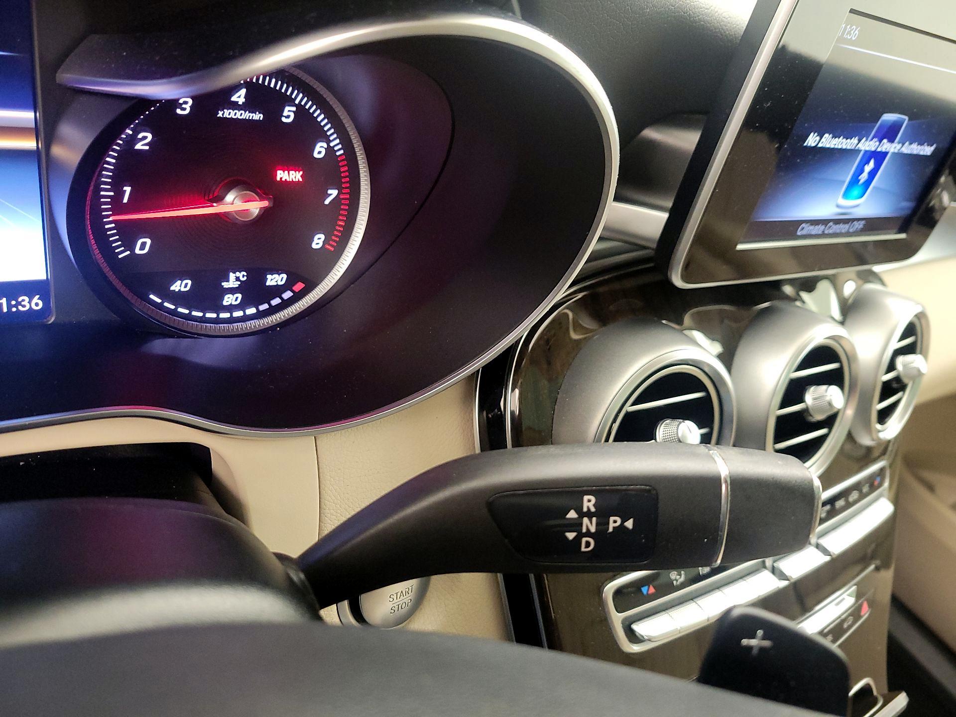 Thumbnail: 2017 Mercedes-Benz GLC - 18