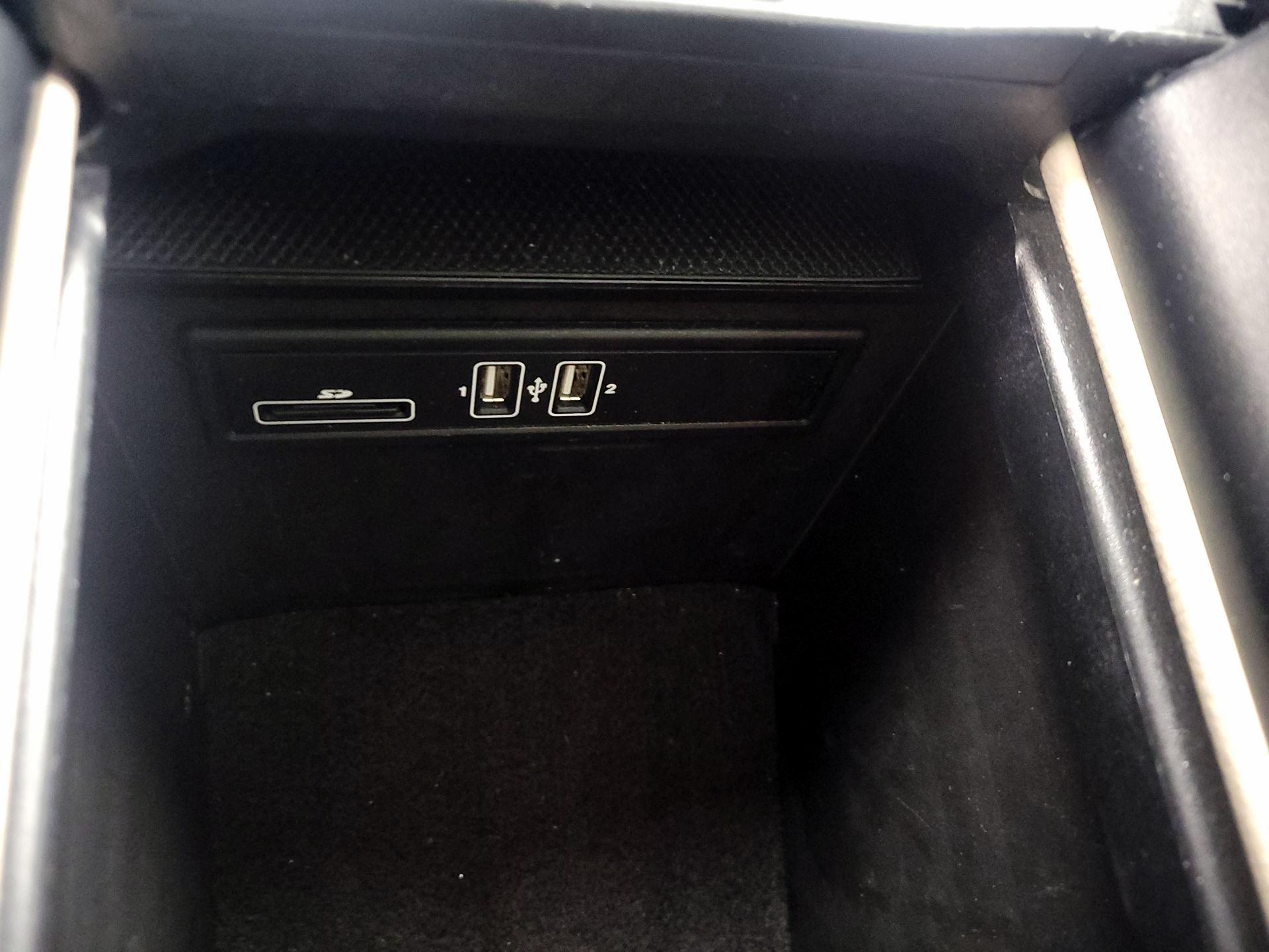 Thumbnail: 2017 Mercedes-Benz GLC - 19