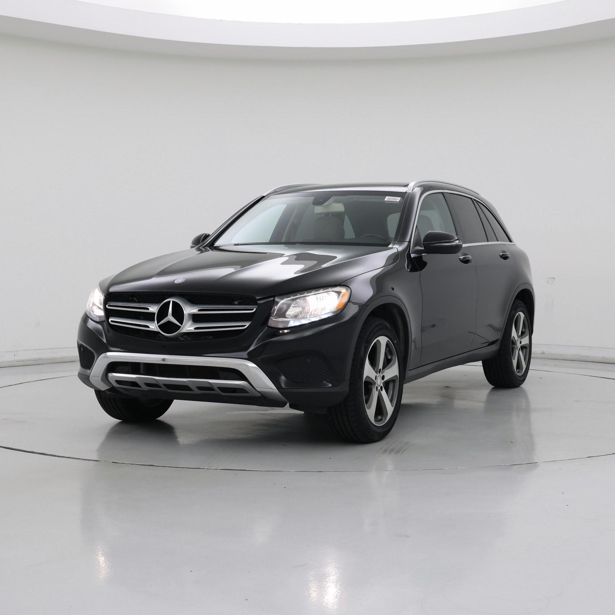 Thumbnail: 2017 Mercedes-Benz GLC - 4