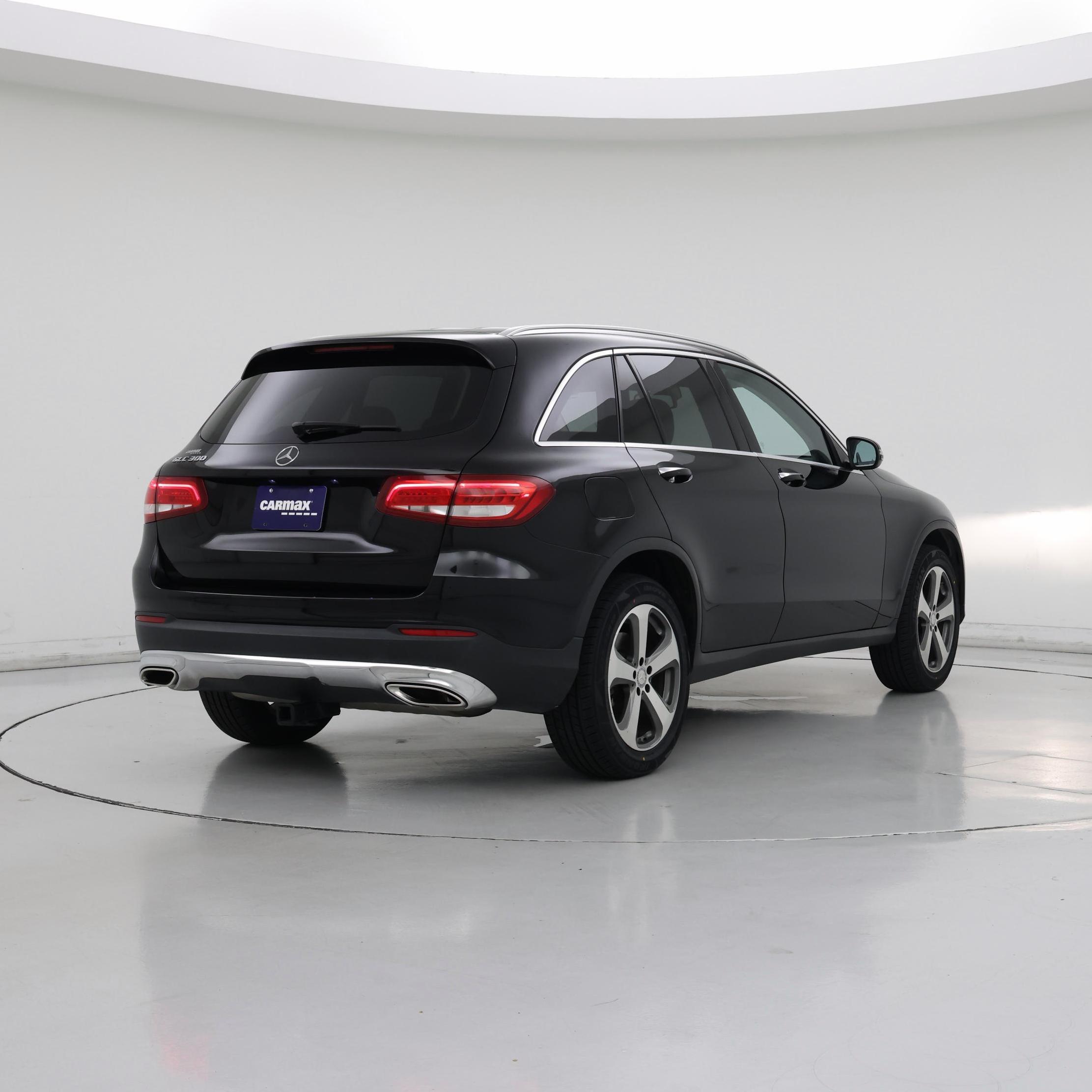 Thumbnail: 2017 Mercedes-Benz GLC - 8