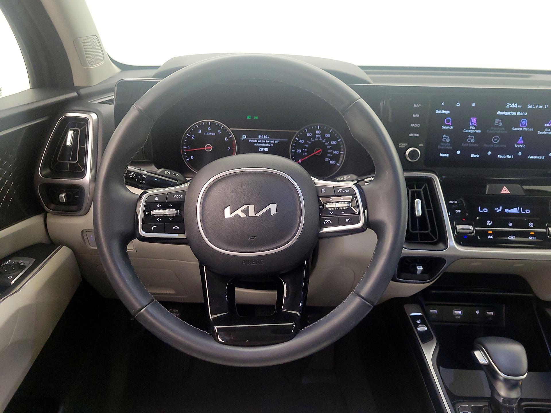 Thumbnail: 2023 Kia Sorento - 10